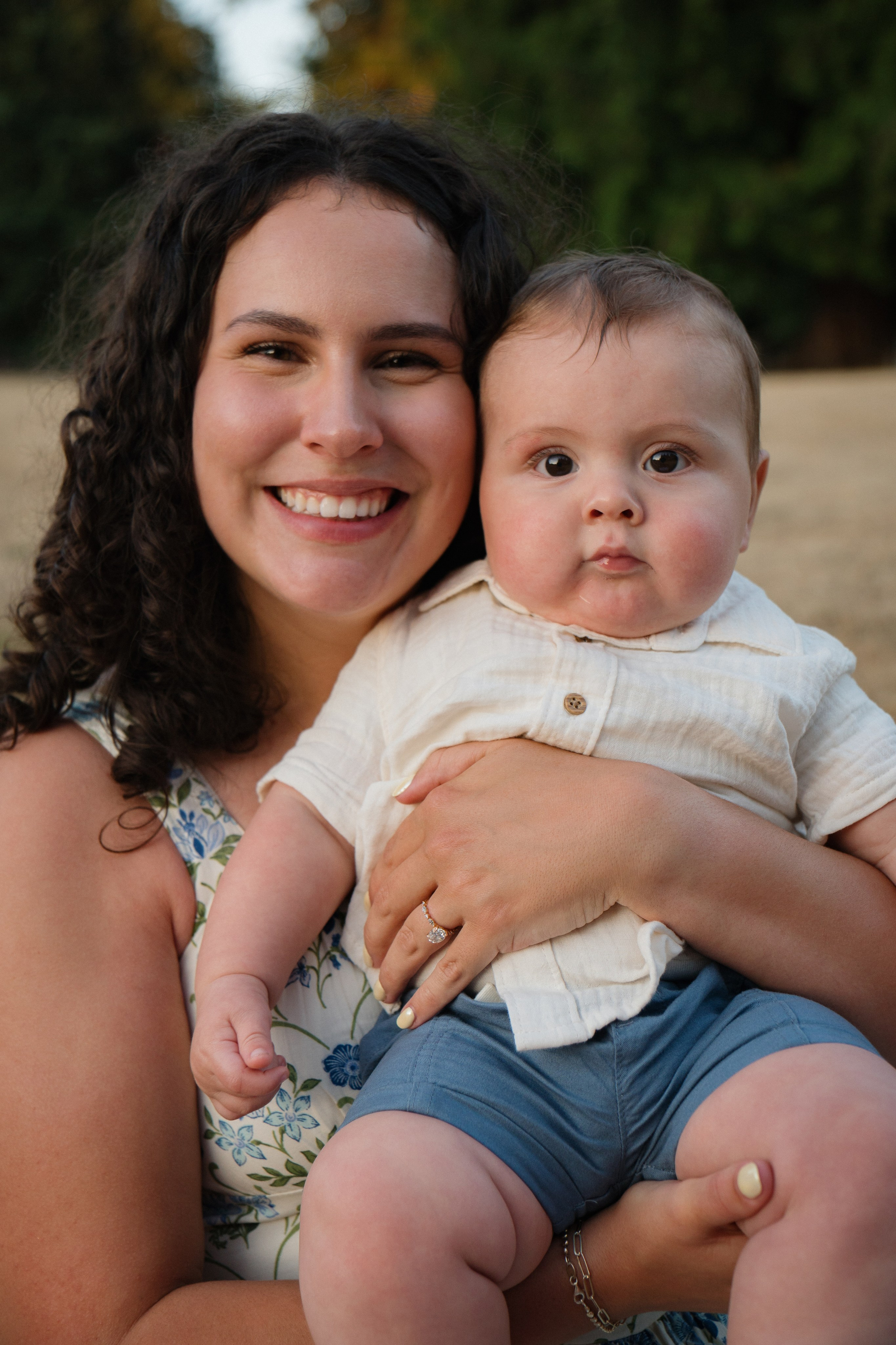 Courtney’s family. Photographer in Washington Sophia D