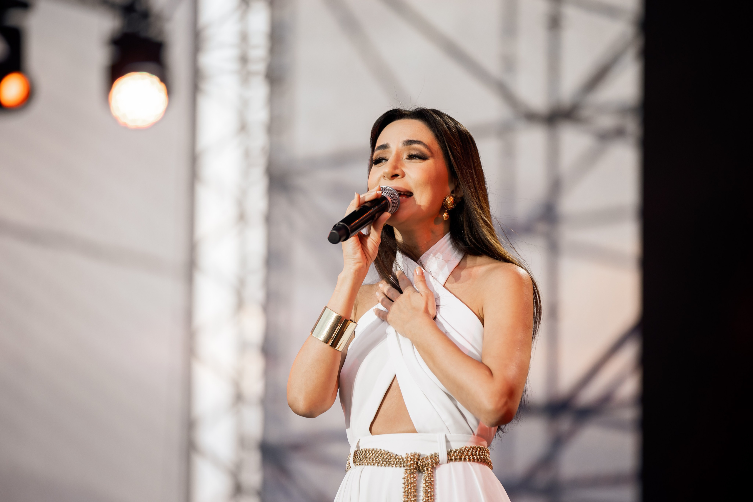 Corporate headshot photographer Irina Ermak New Yorc (NYC). Irina Ermak wedding photographer in New York