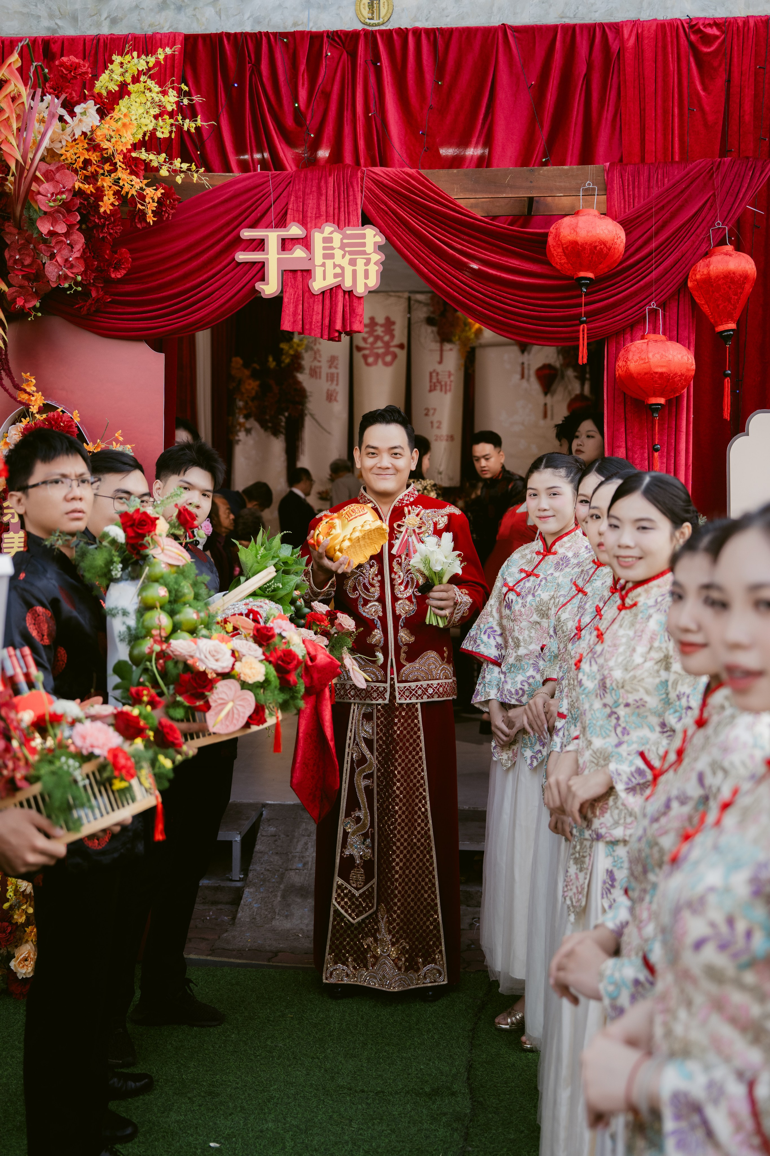 Man + My | Photojournalism. BenColor Studio