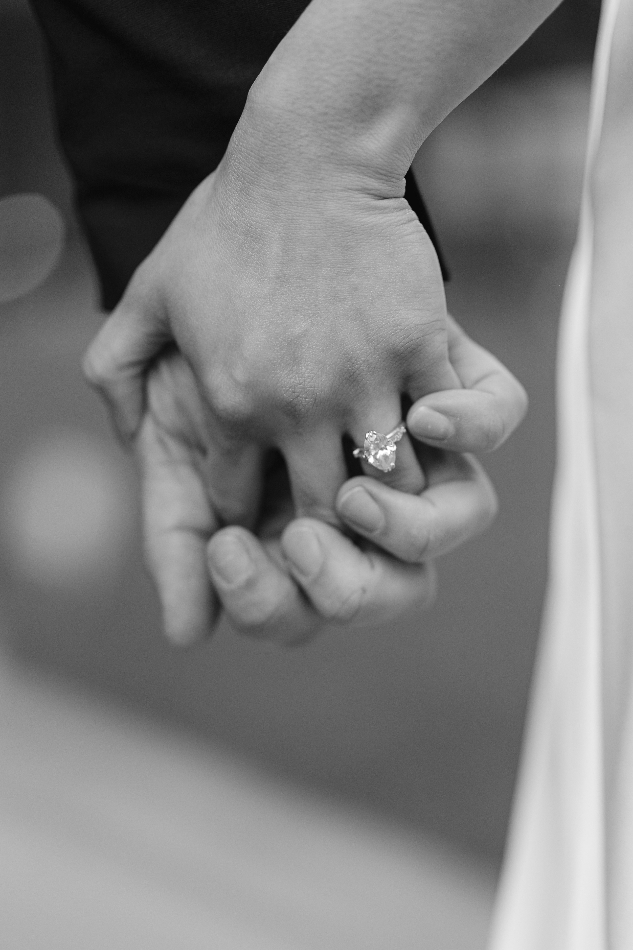 Engagement Session — Downtown Toronto. Anna Leb Photo