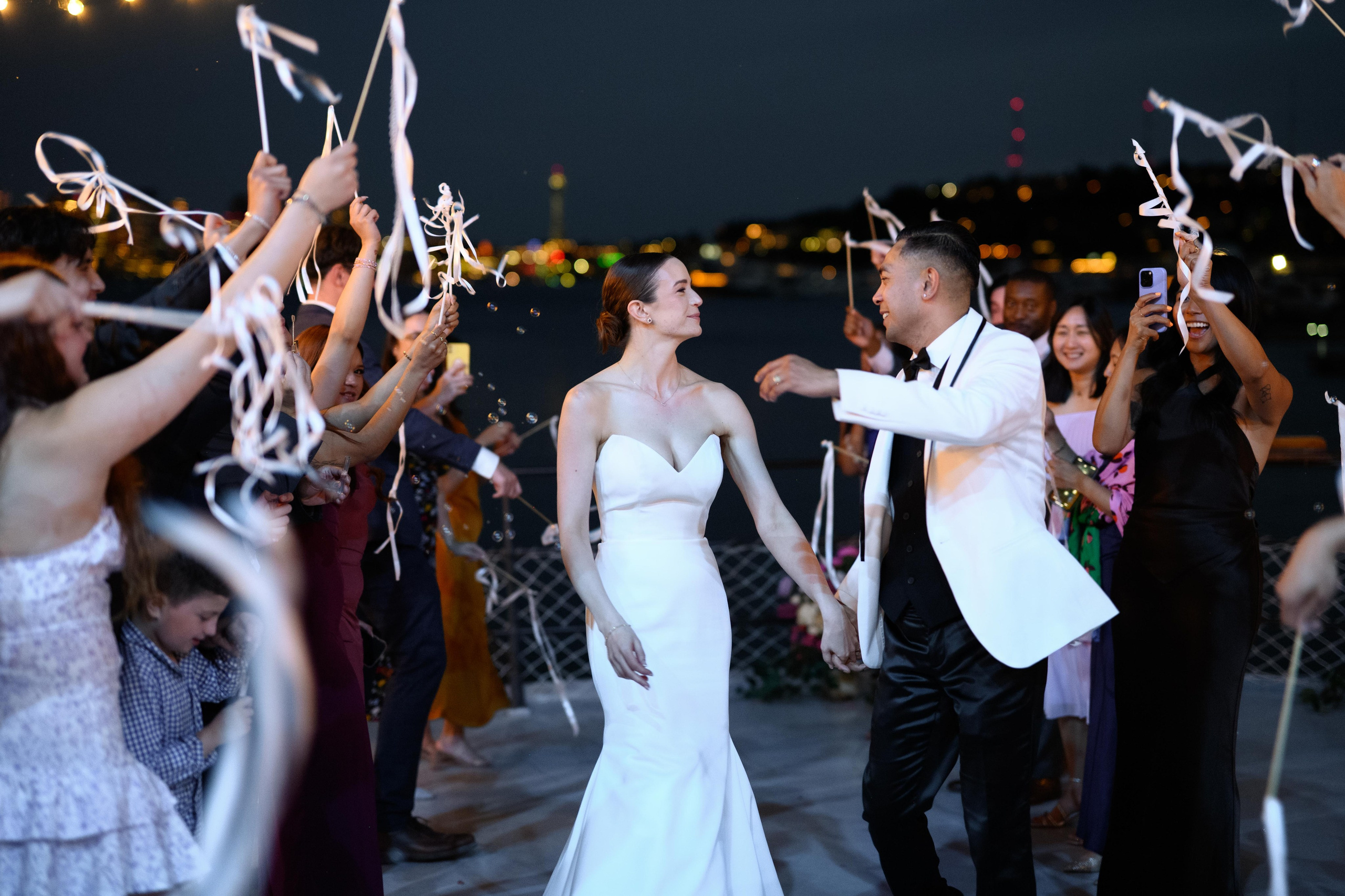 Kevin & Katie. Wedding & portrait photography in the Seattle Area. Helen Michelle photographer