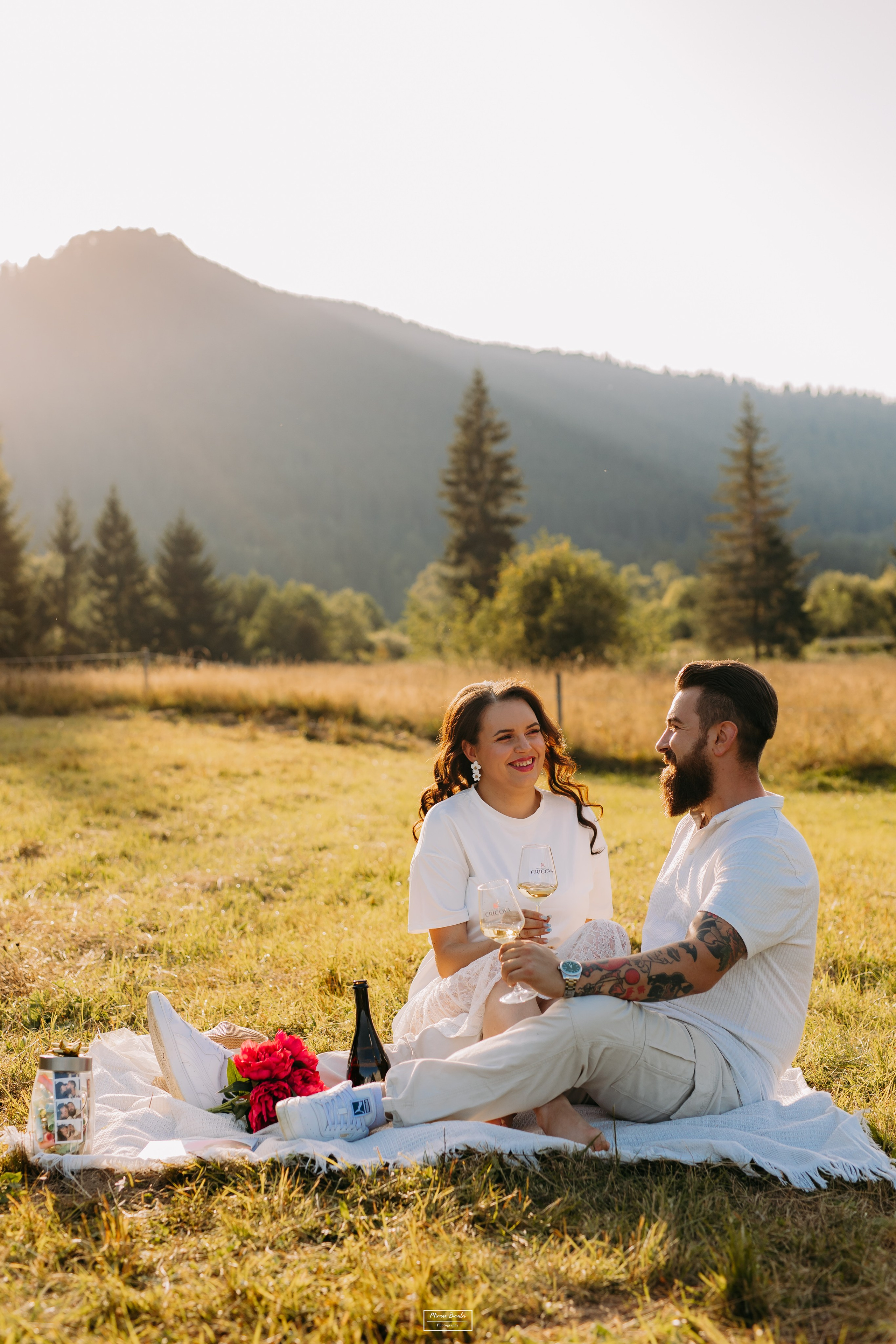 Save the Date-Roxana & Mihai. Acasa