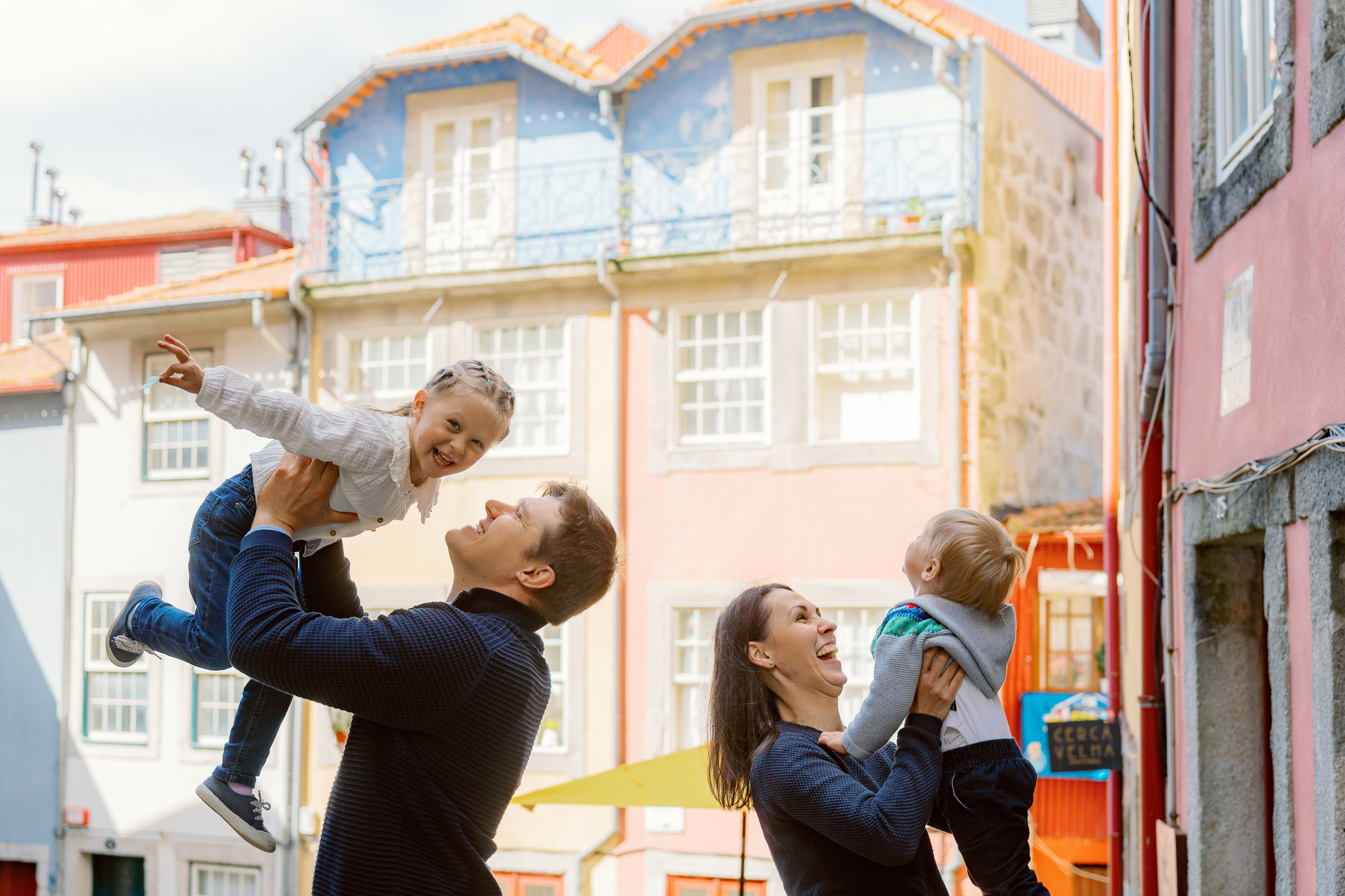 Семейная фотосессия в Порту. Фотограф в Португалии Полина Готовая