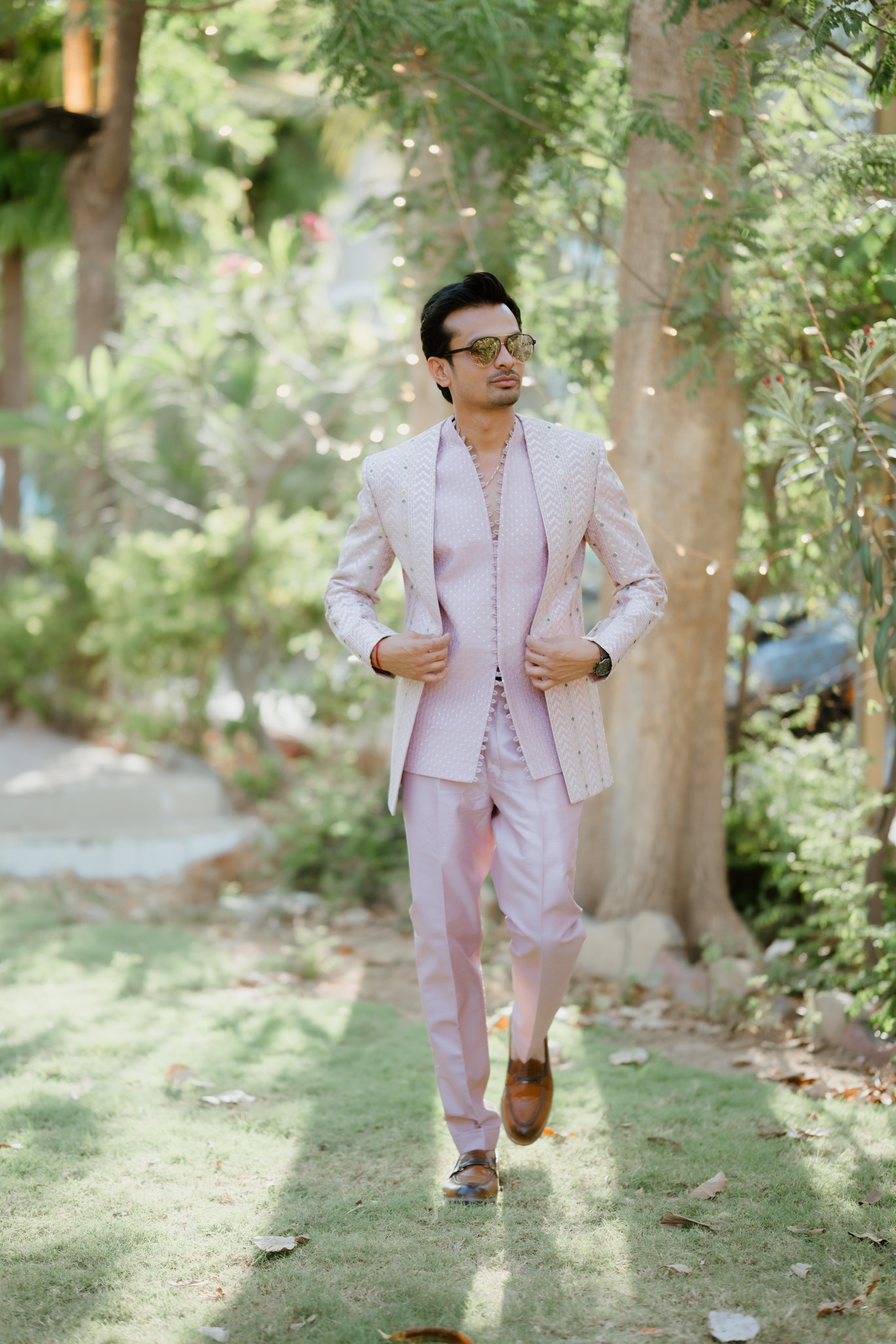 WEDDINGS. Love Emotions Weddings