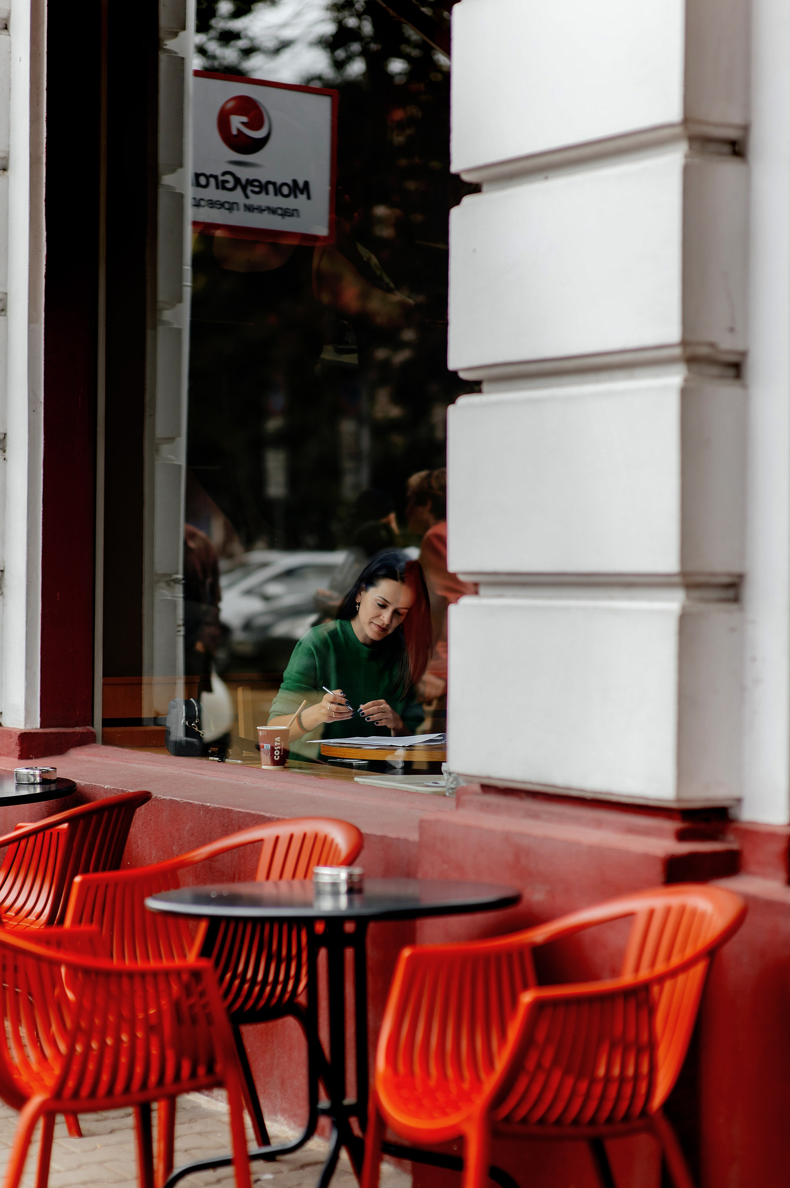 Coffee time in Bulgaria. Wedding photographer from Moldova Alexey Chipchiu
