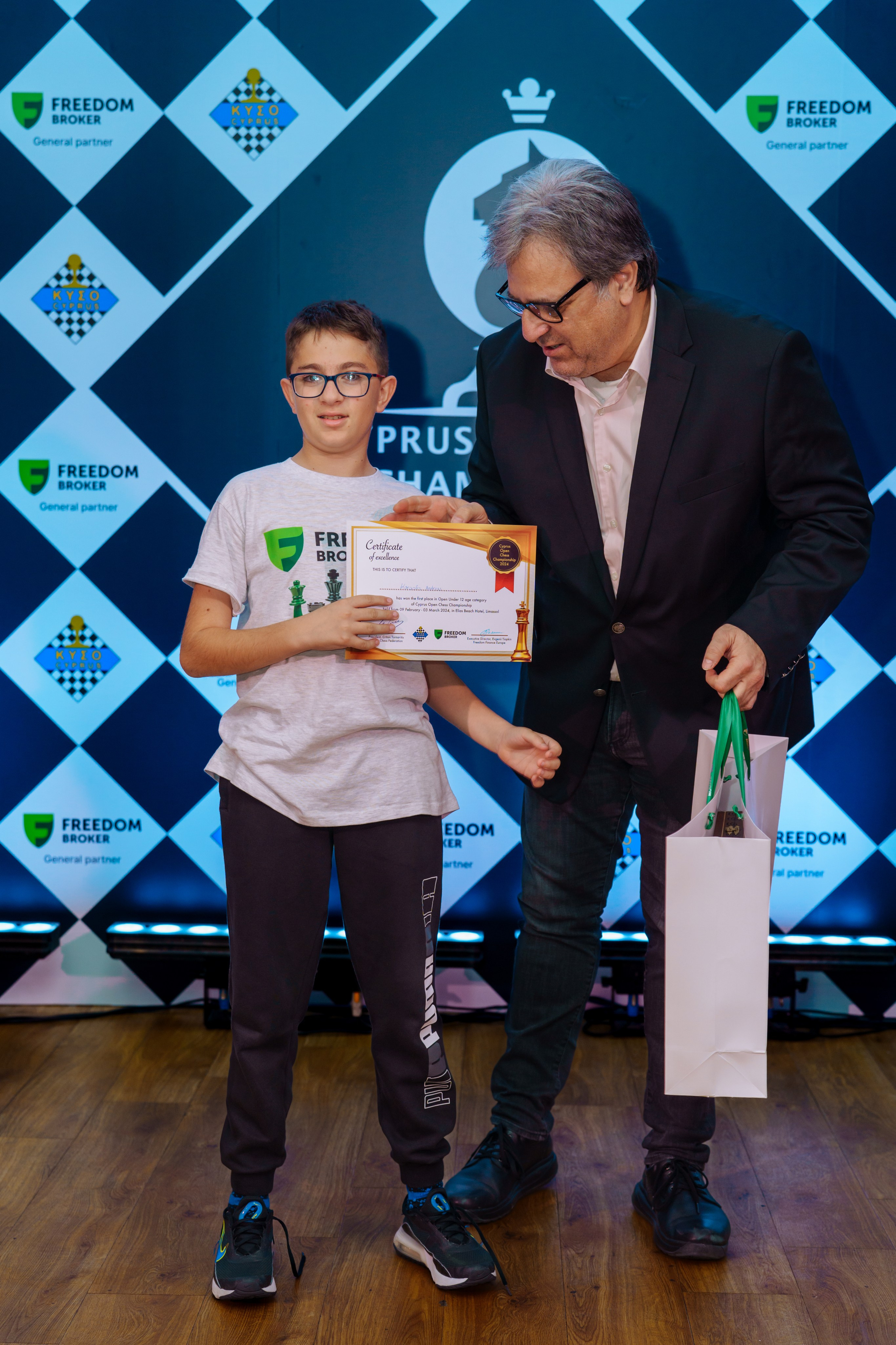 Chess. Photographer in Cyprus