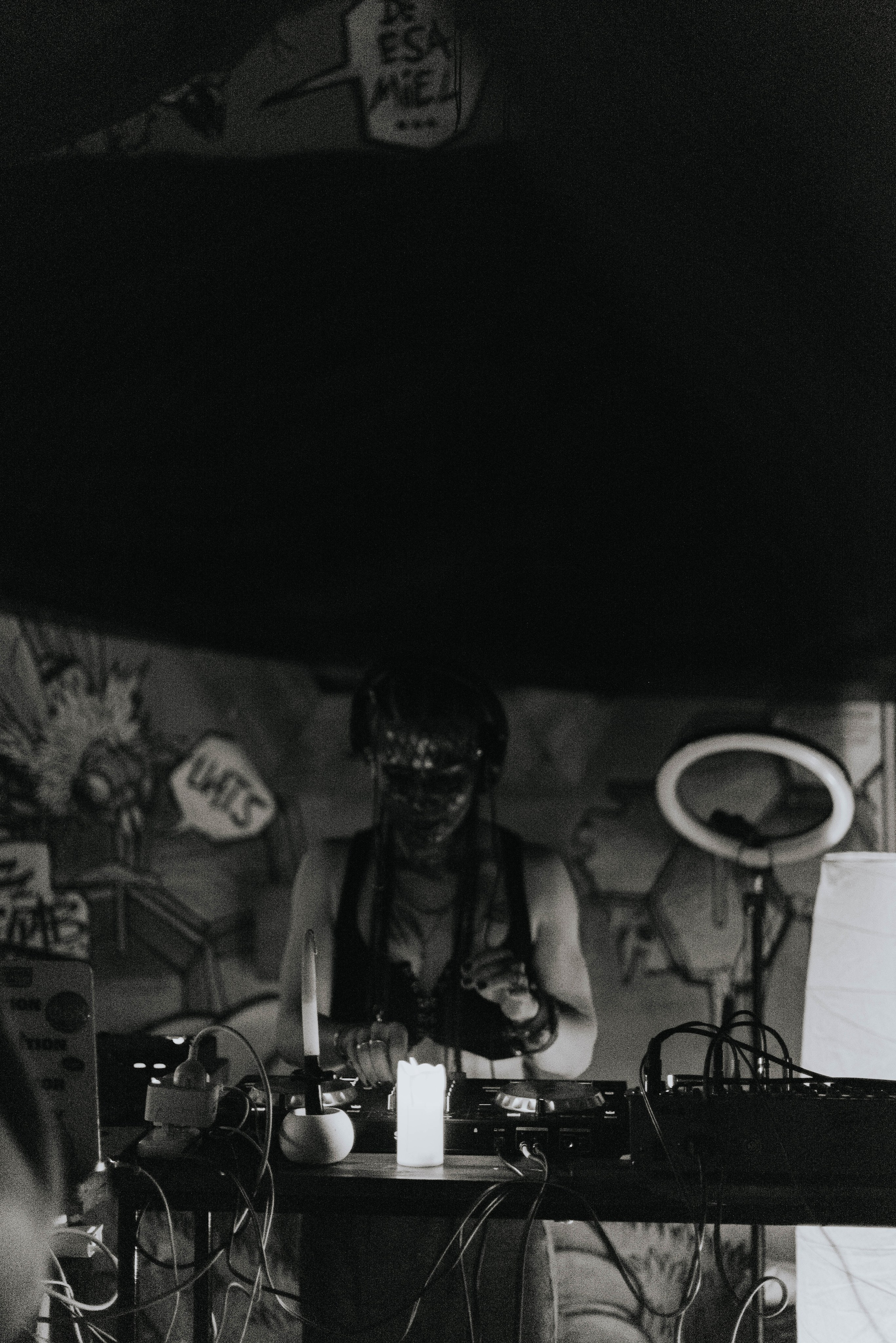 Ladno.cooperativa. Photographer @elmirkami in the city of Buenos Aires