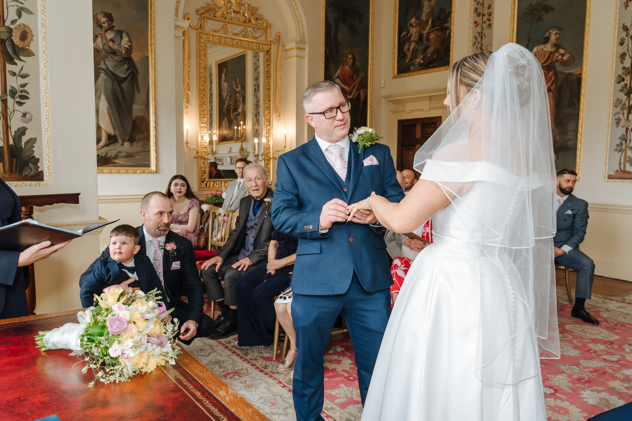 Luke and Nicola’s wedding at Danson House. Photographer in England Ekaterina Romanova