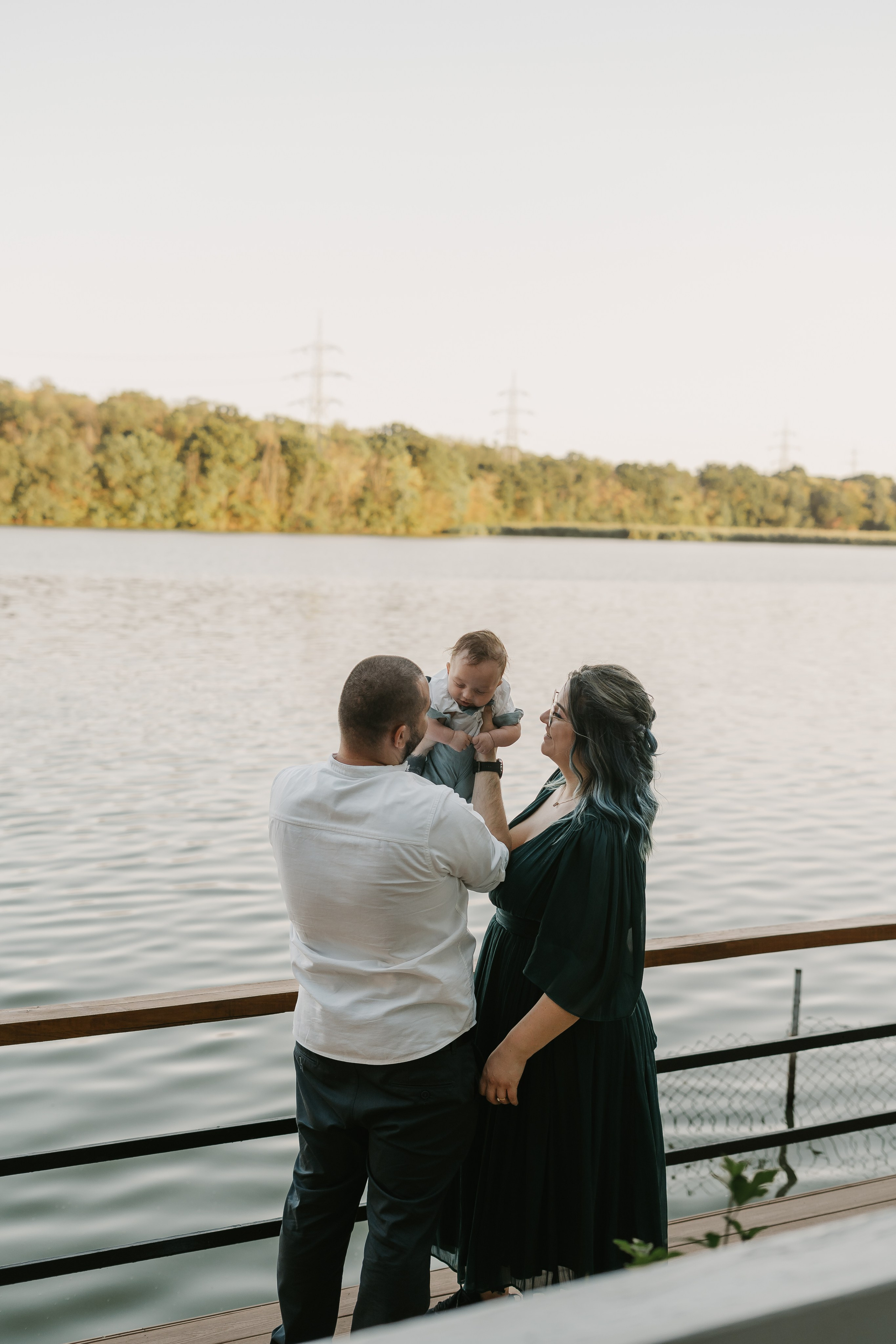 Darius Theodor. Dara Lens | The art of remembering