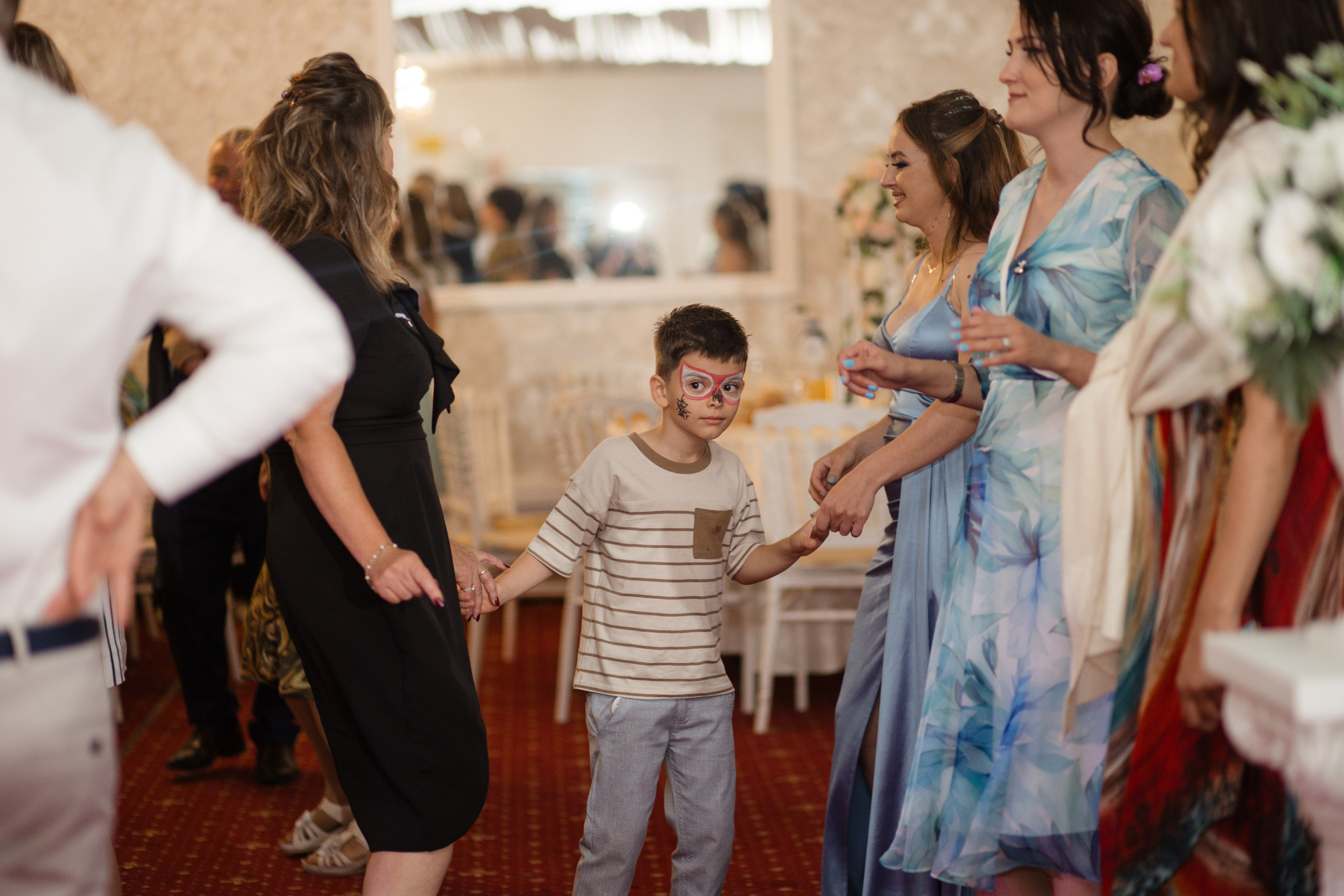 Alexandru-Ioan. Fotograf si videograf — evenimente si studio