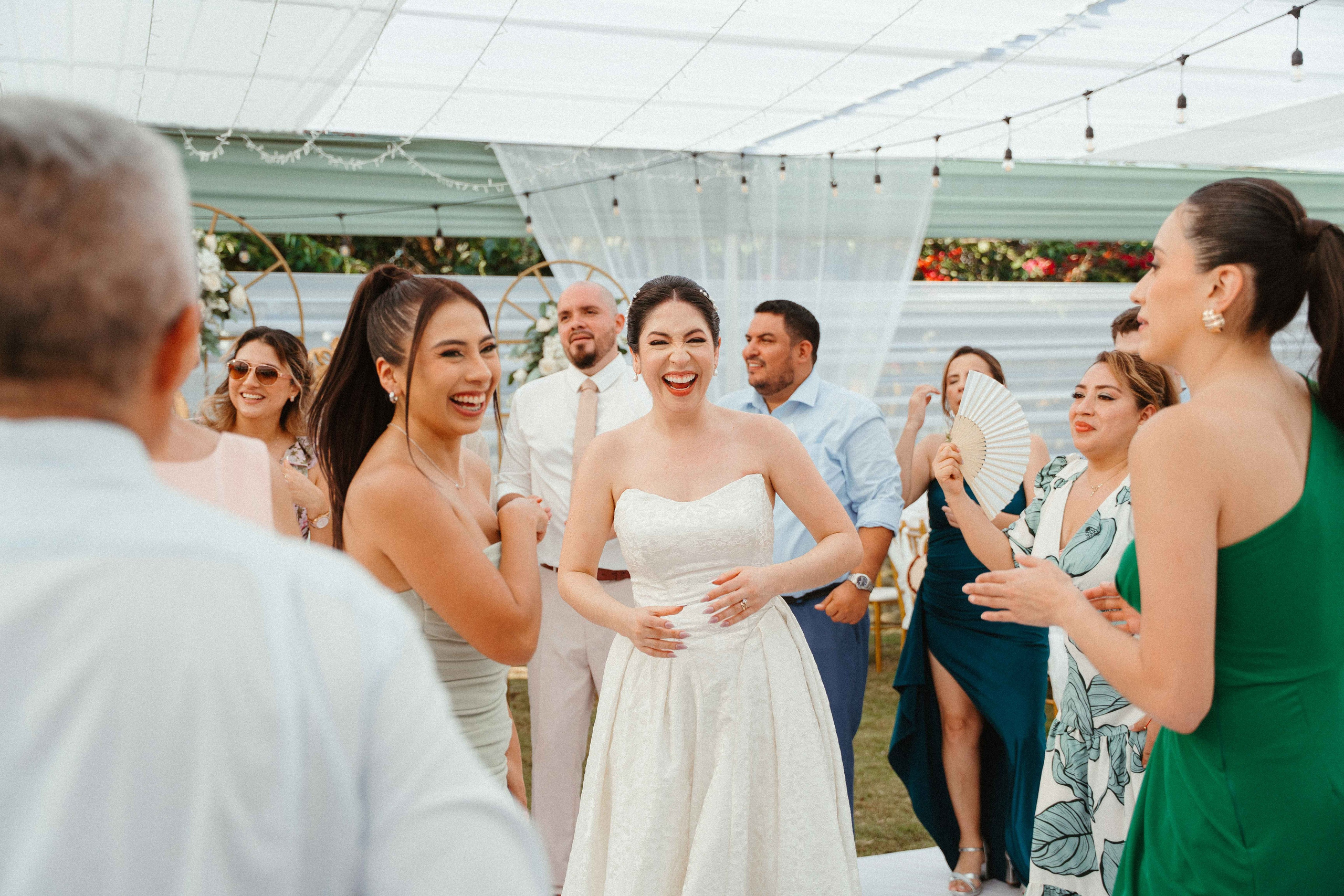 Karina y Daniel. Fotógrafo de bodas en Loja Ecuador | Piero Alvarez PH