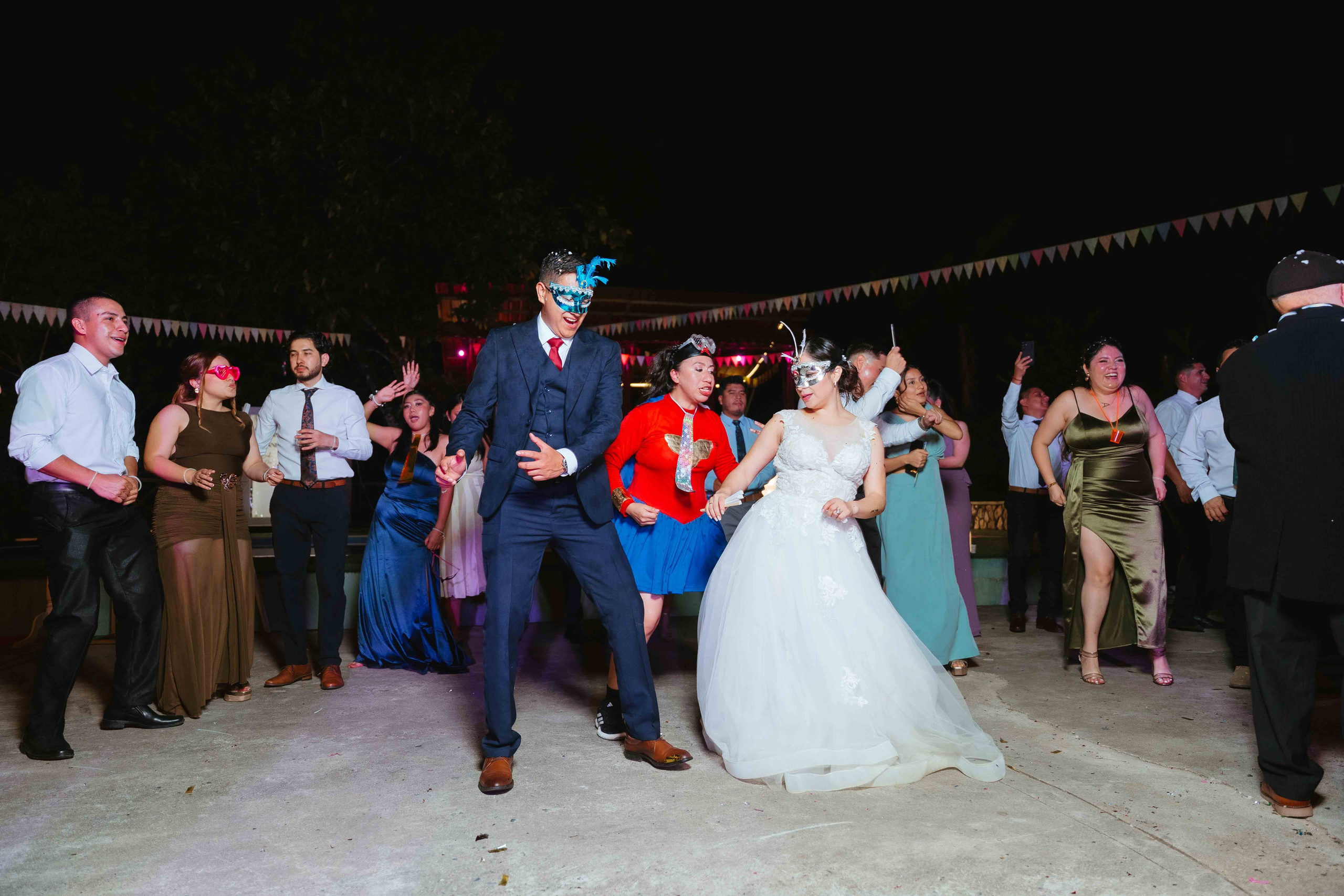 Jennifer y Vladimir. Fotógrafo de bodas en Loja Ecuador | Piero Alvarez PH