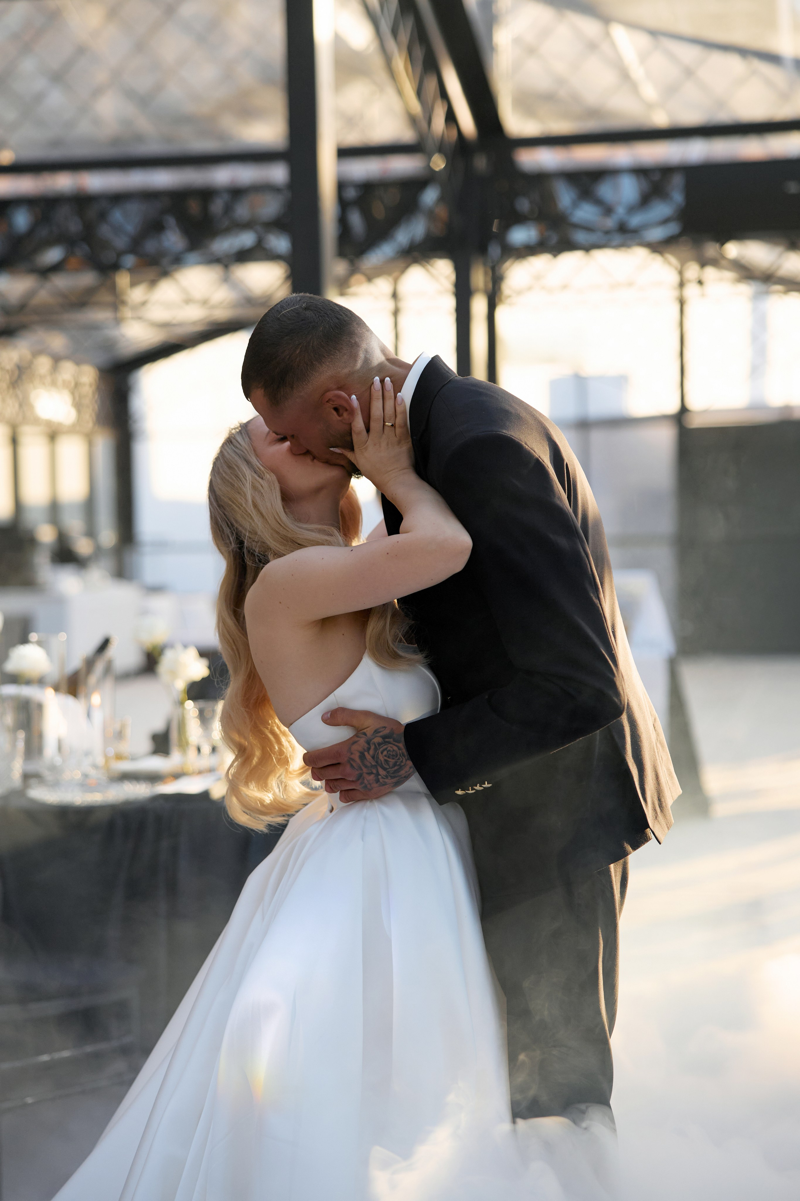 Natalia & Roman. Dworek przy lesie. Fotograf ślubny i rodzinny w Krakowie Yana Klymova