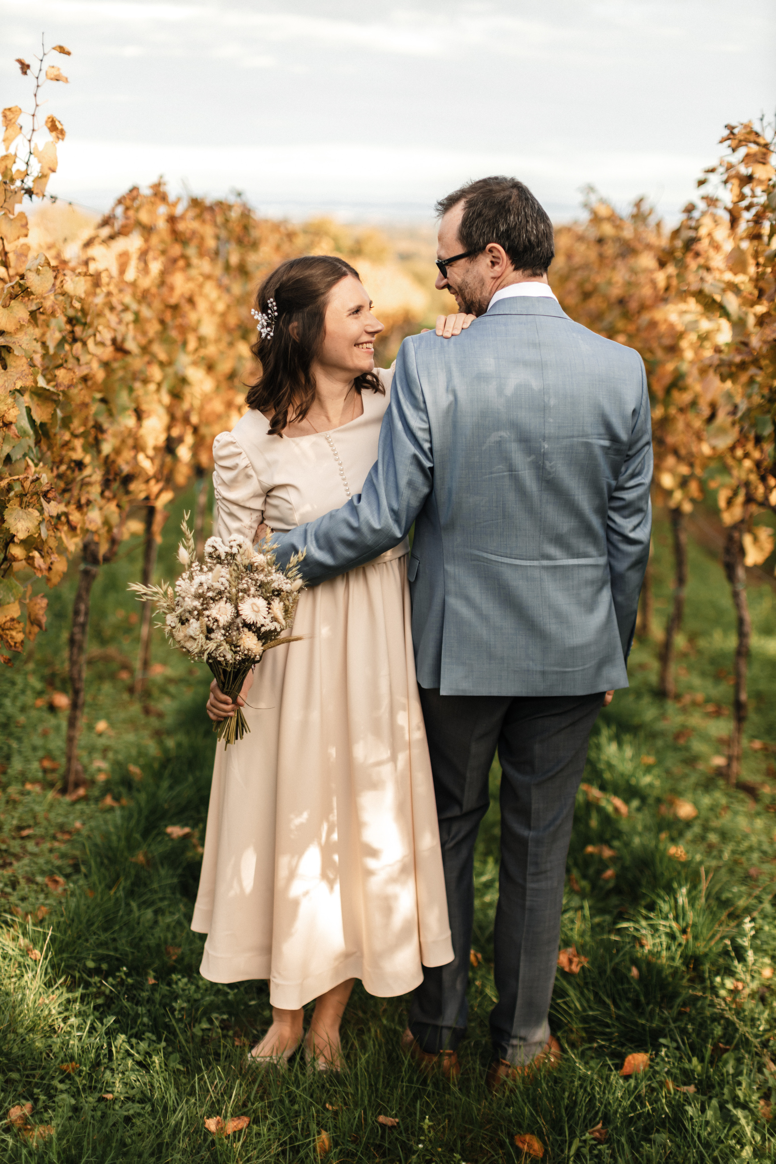 Hochzeitsfotoshooting in den Weinbergen. Maria Chistyakovа — Fotografin in Karlsruhe, Baden-Baden und Umgebung