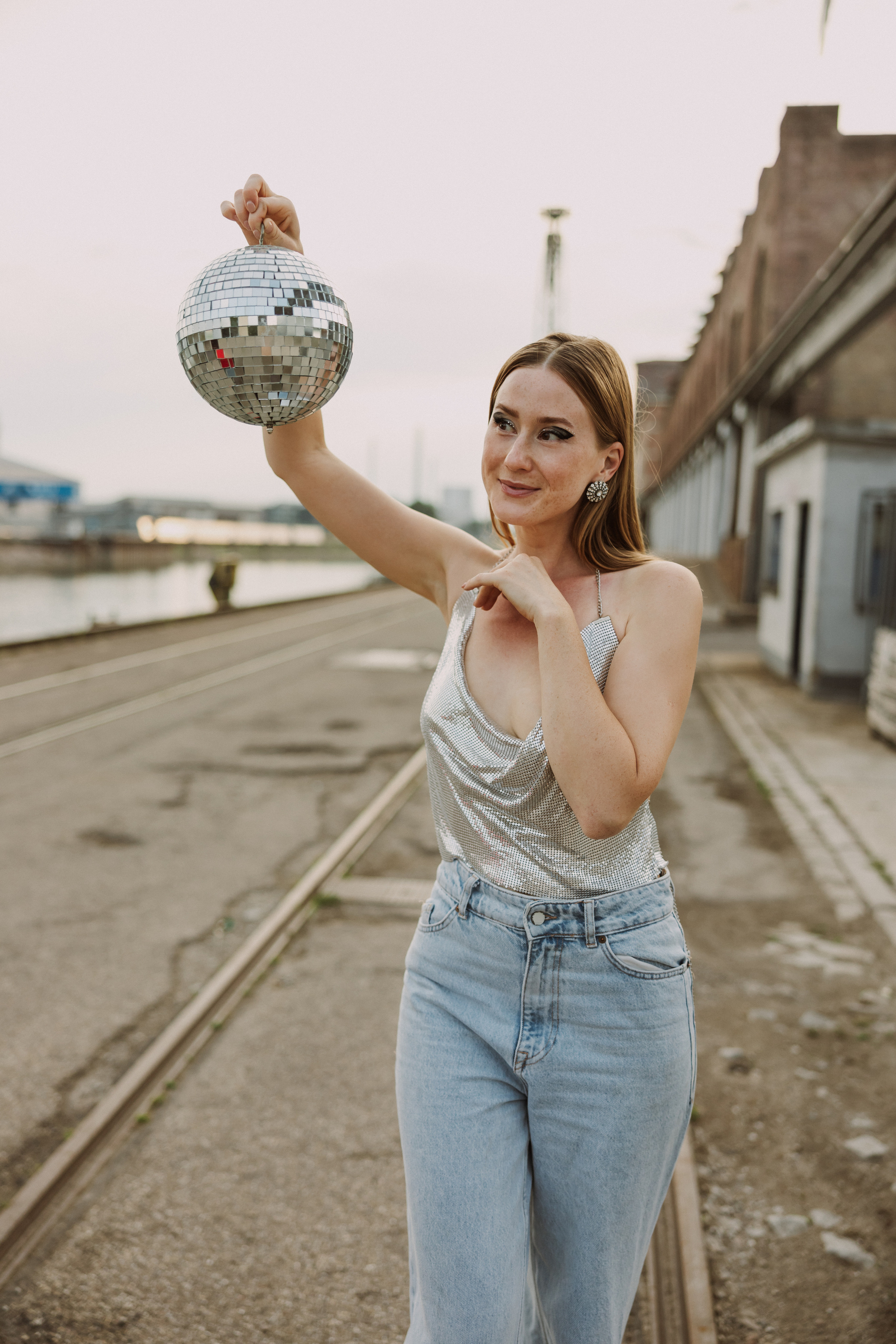 Kreatives Fotoshooting im Karlsruher Hafen. Maria Chistyakovа — Fotografin in Karlsruhe, Baden-Baden und Umgebung
