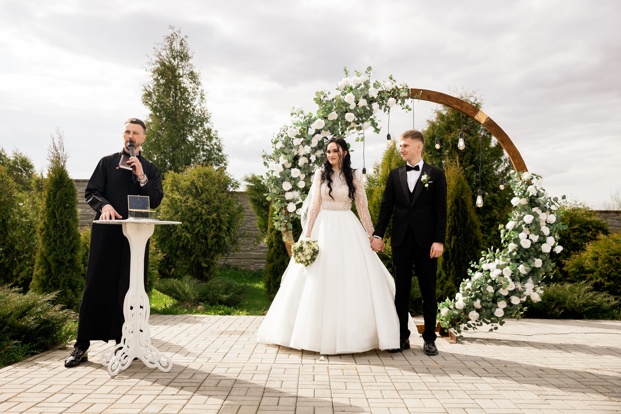 Irina Ermak Hudson Valley wedding photographer. Irina Ermak wedding photographer in New York