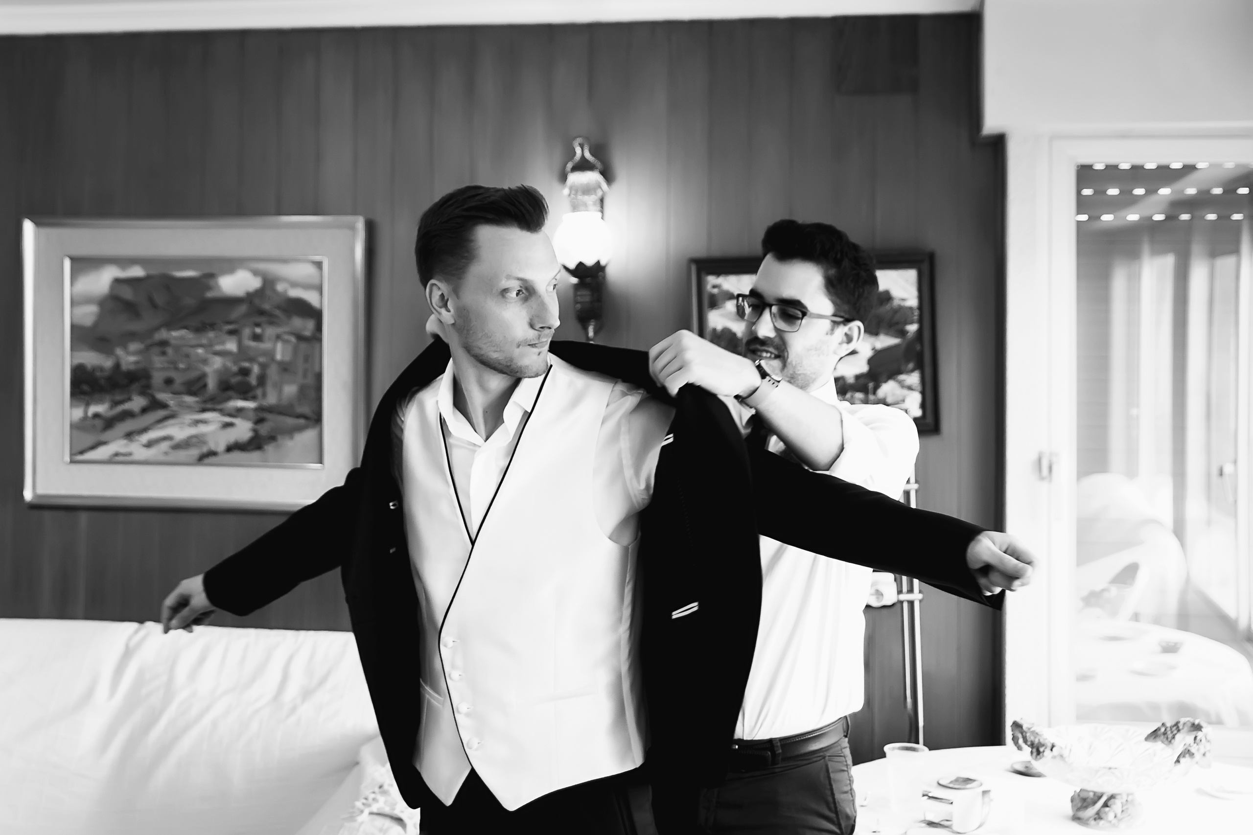 Alesya & Jorje. Destination photographer in Barcelona, Spain, Europe, Worldwide - Andr