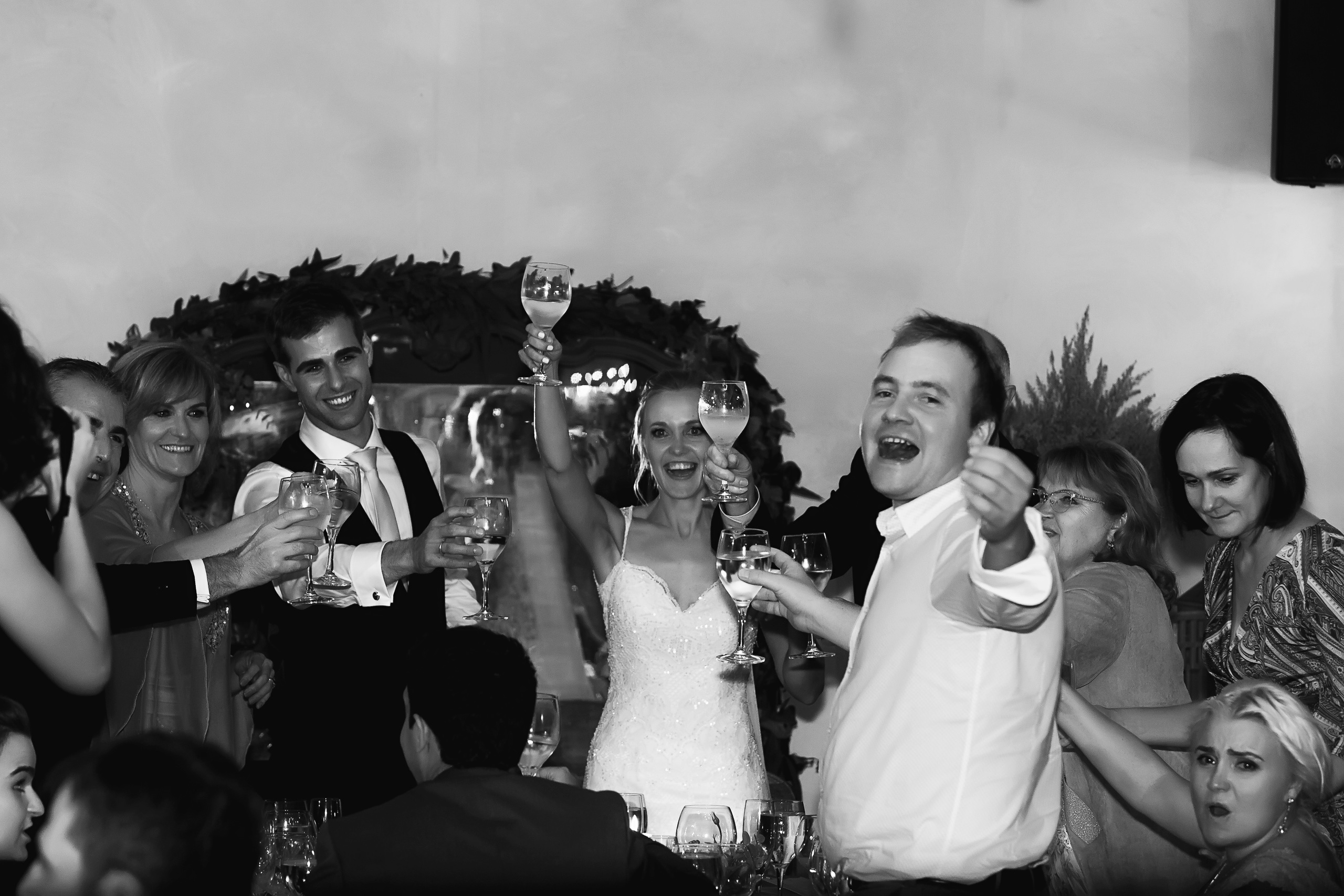 Anna & Miki. Destination photographer in Barcelona, Spain, Europe, Worldwide - Andr