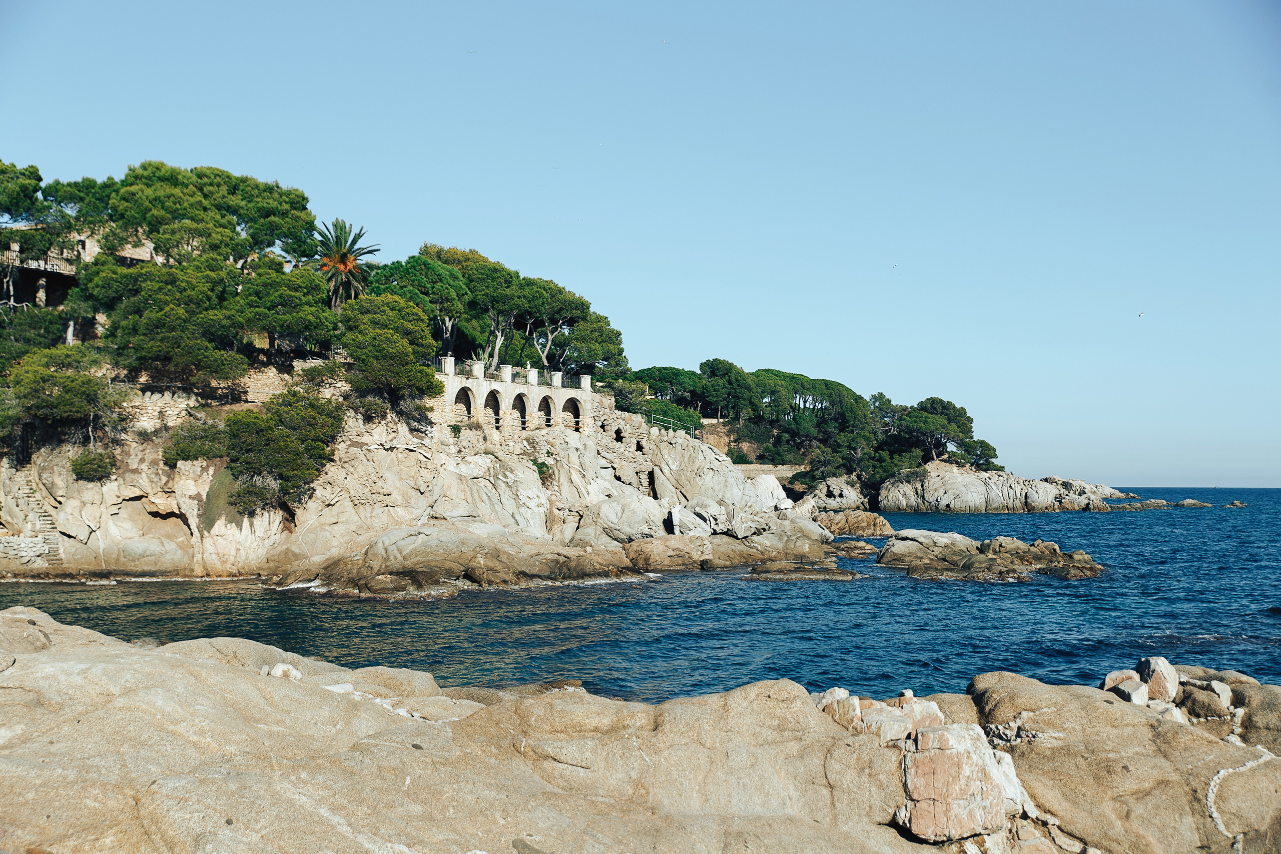 Свадебная фотосессия на побережье Коста Брава, Плая-де-Аро, Ллорет де. Фотограф в Барселоне, в Испании, по всей Европе - Андрей Пасечник. Тел