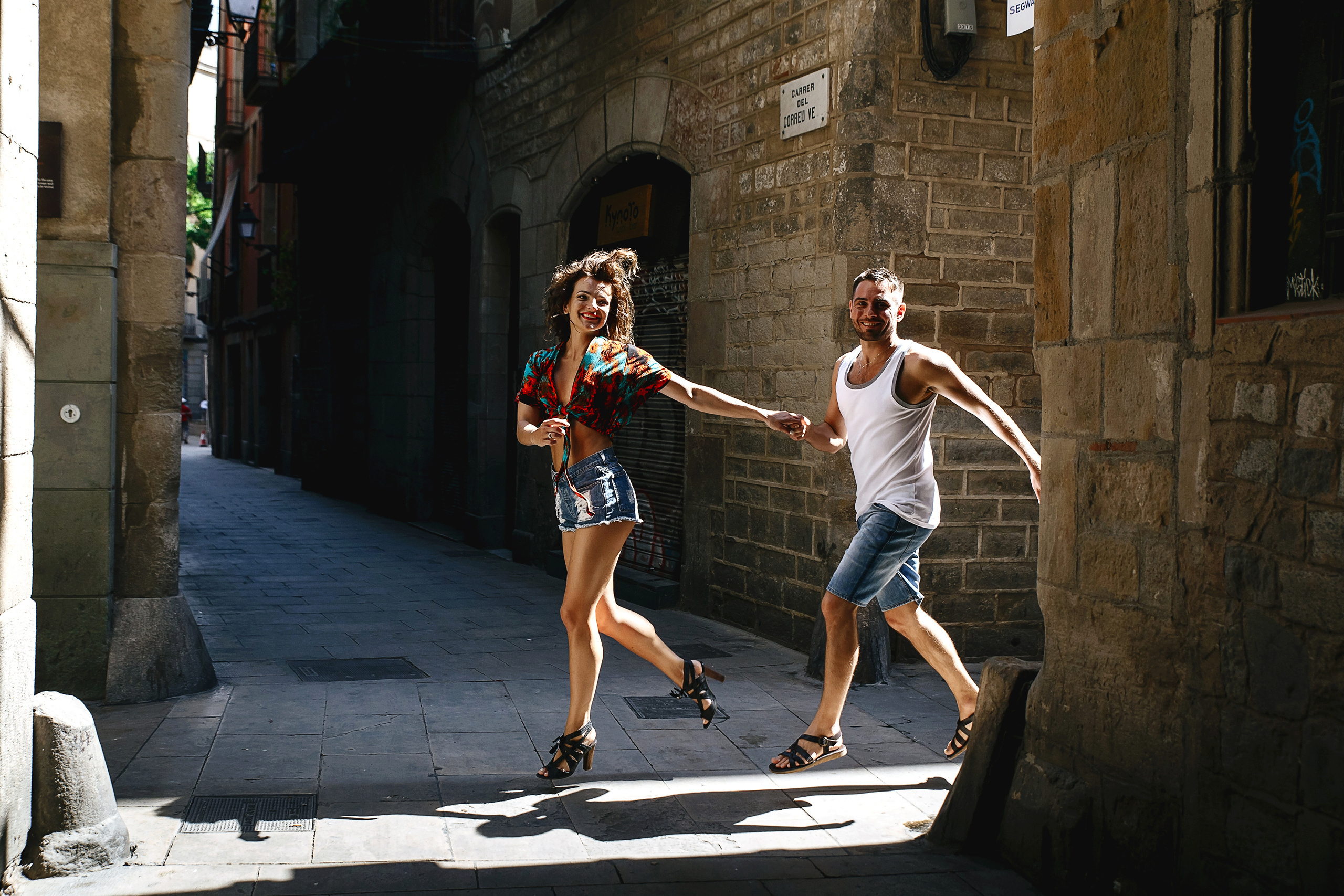 Olya & Jora. Destination photographer in Barcelona, Spain, Europe, Worldwide - Andr