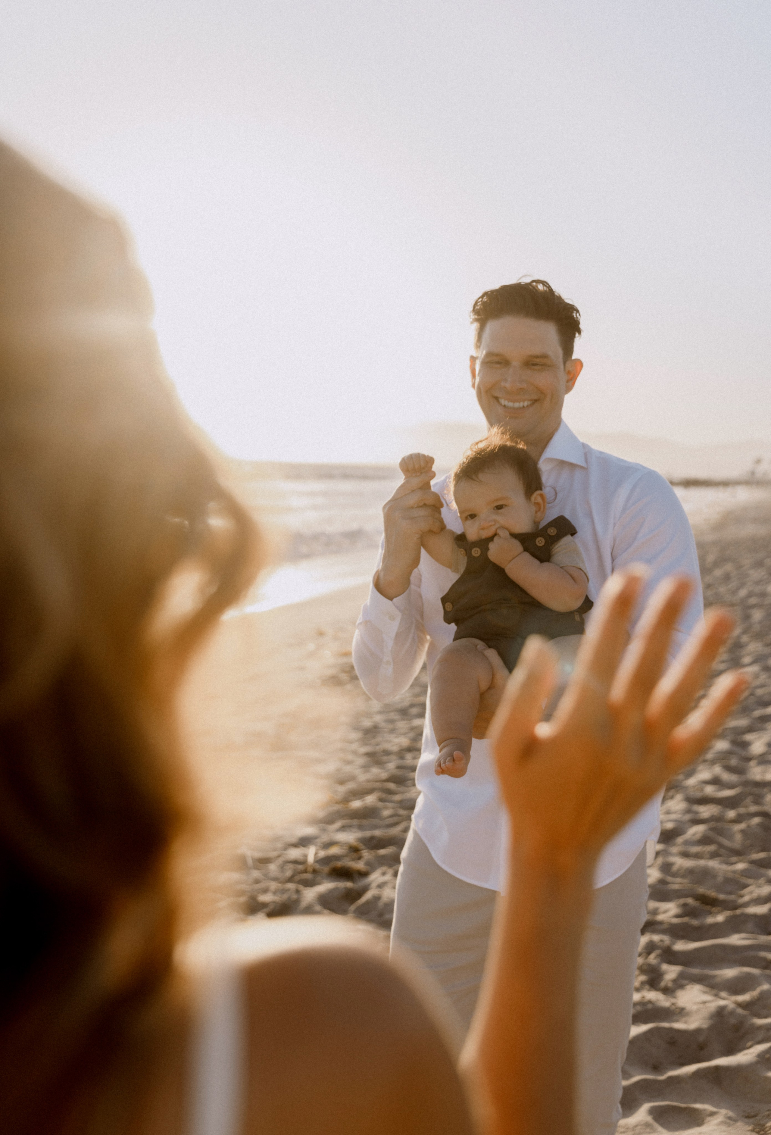 Family Photoshoot at Venice Beach, Los Angeles | Taya Frank. Southern California Family and Couple Photographer