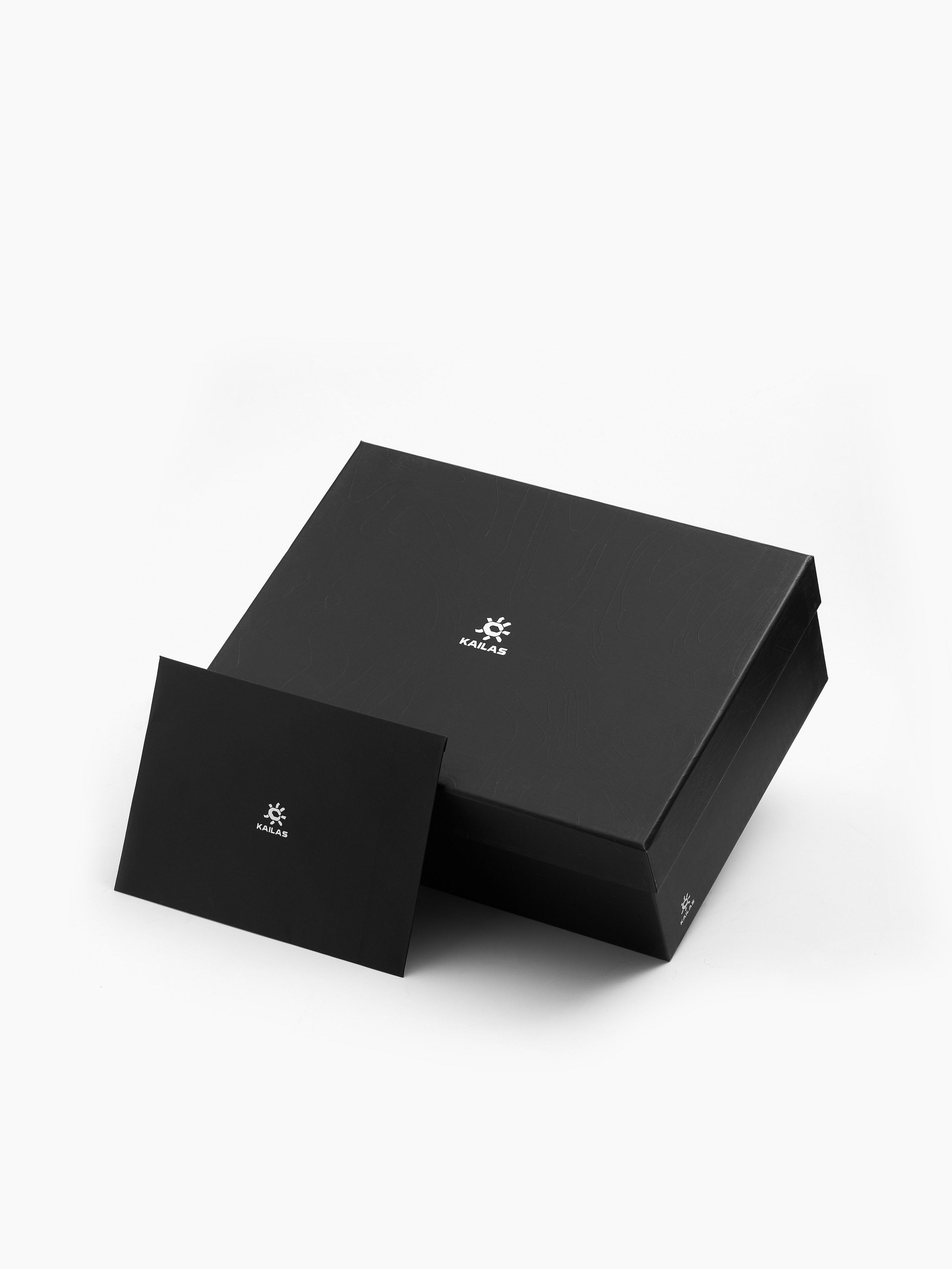 Обувь. Предметная фотосъемка в Алматы. Студия фото и видео съемки товаров