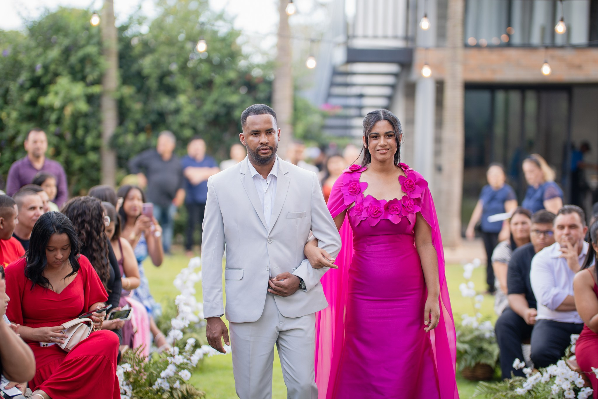 Larissa & Vinicius — Espaço Faveral / Aararaquara. Robson Colaço