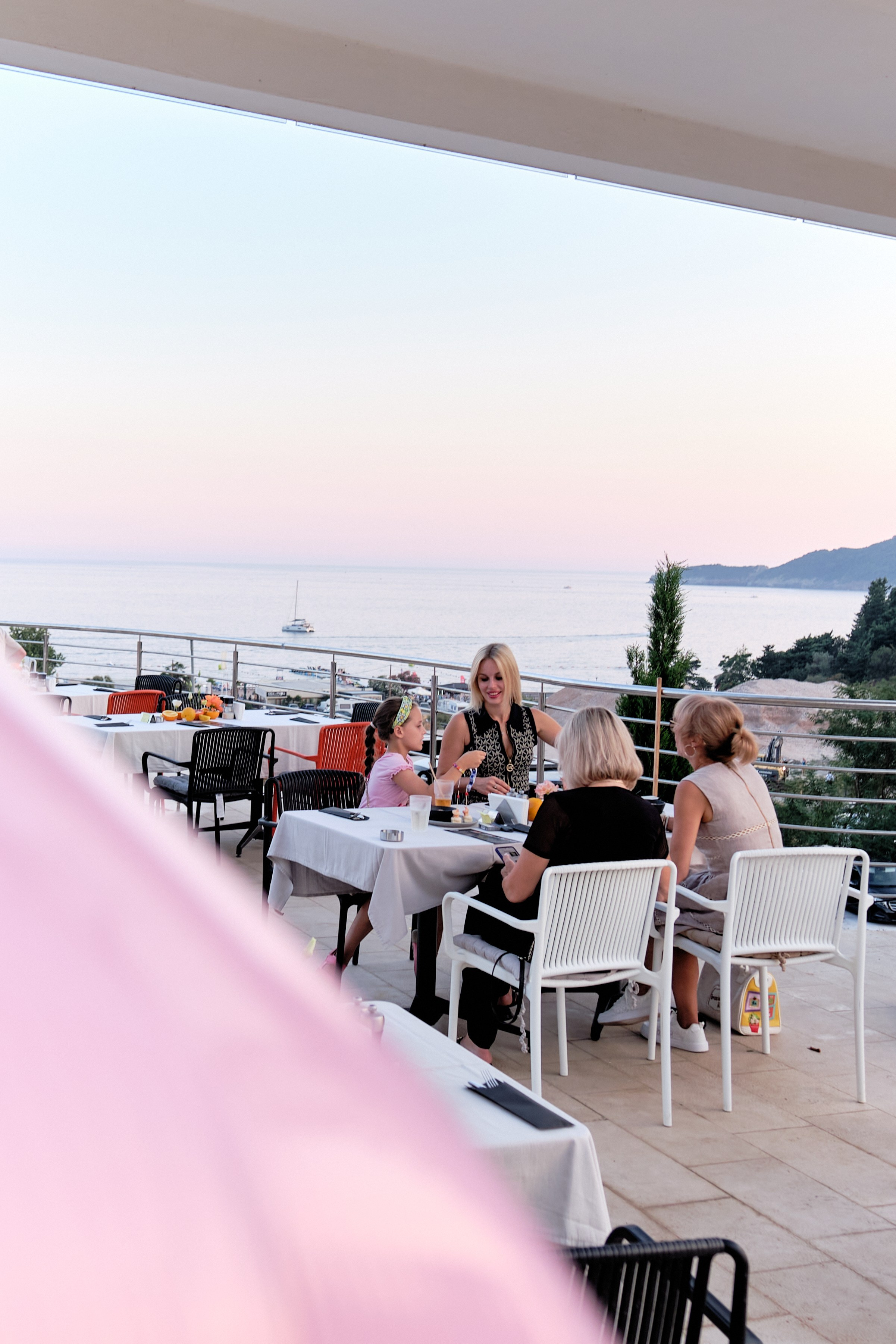 Photo report from the Zebra Restaurant’s birthday celebration. Becici, Montenegro. Photographer, photo artist Alena Novgorodtseva