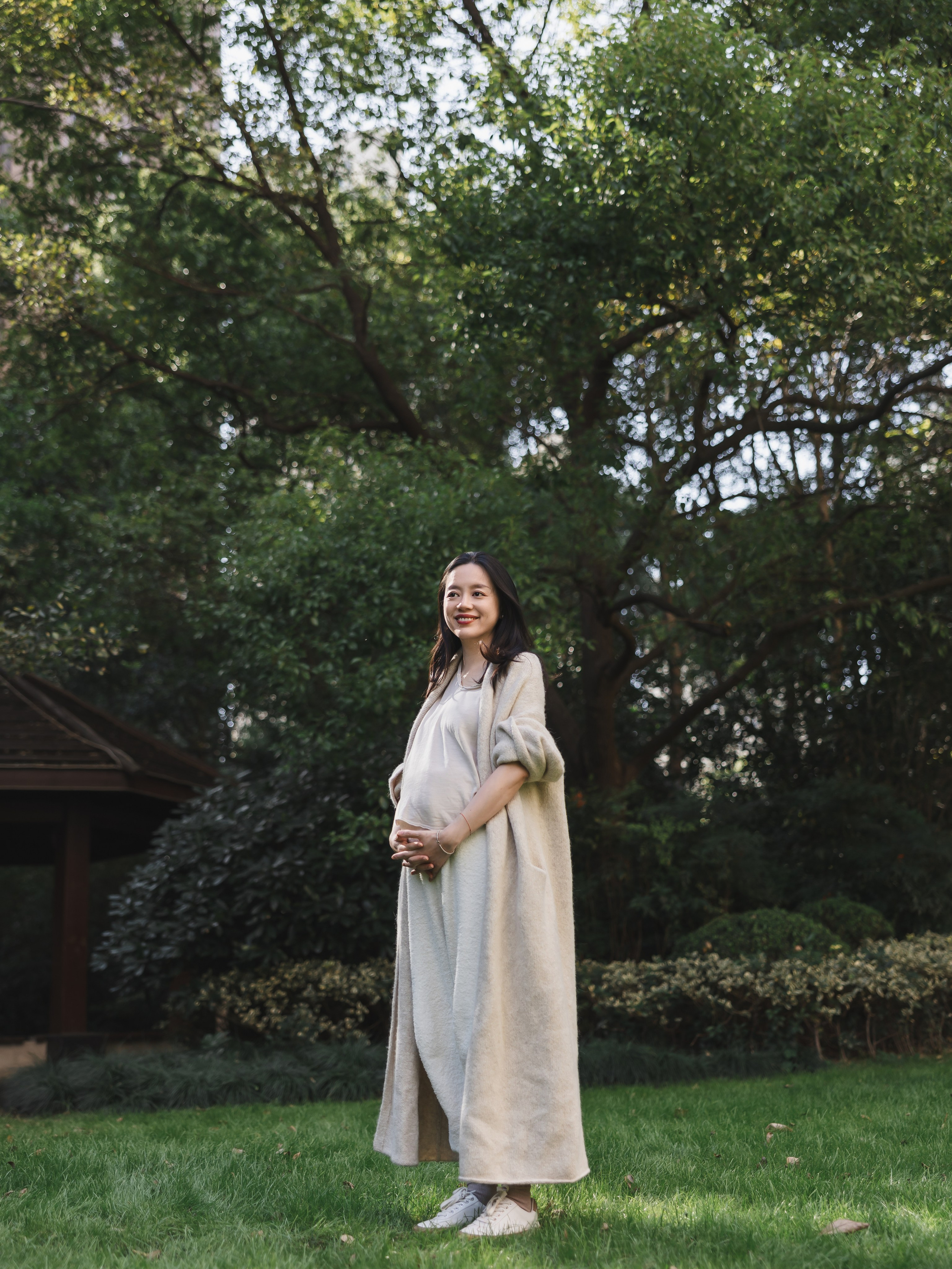 Candid photos of couple’s daily life. Shanghai Family Photographer Dora