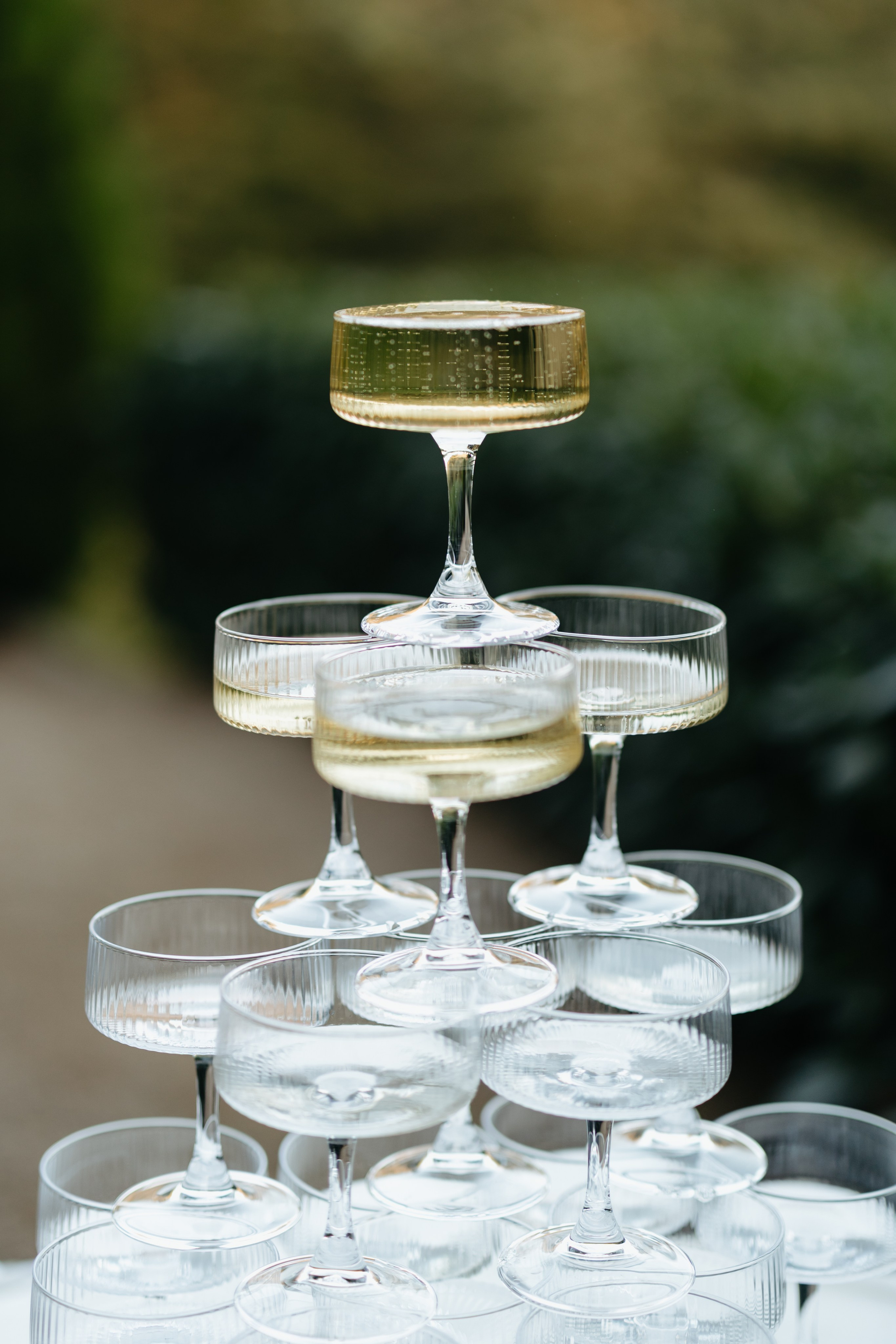 PORTFOLIO. Wedding Photographer Editorial Storytelling Cluj, Romania & Europe|Lore Photography