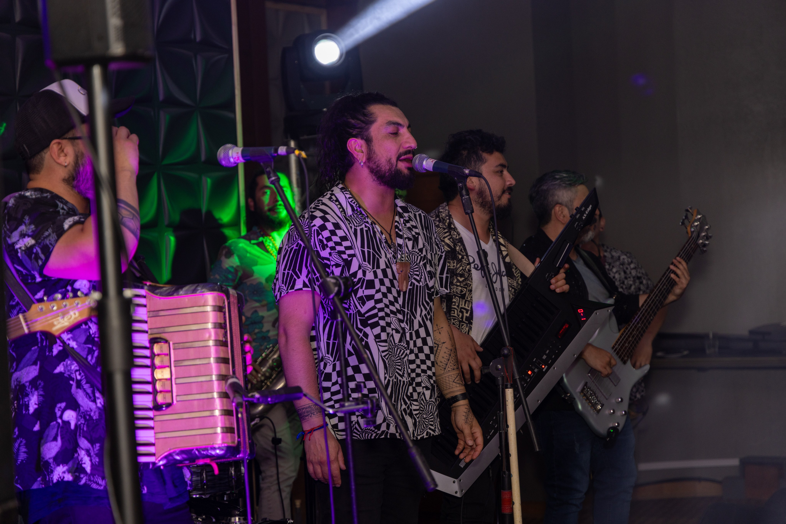 Silvia y Jorge. Dinka & Emilio - El arte de preservar lo que no se repite