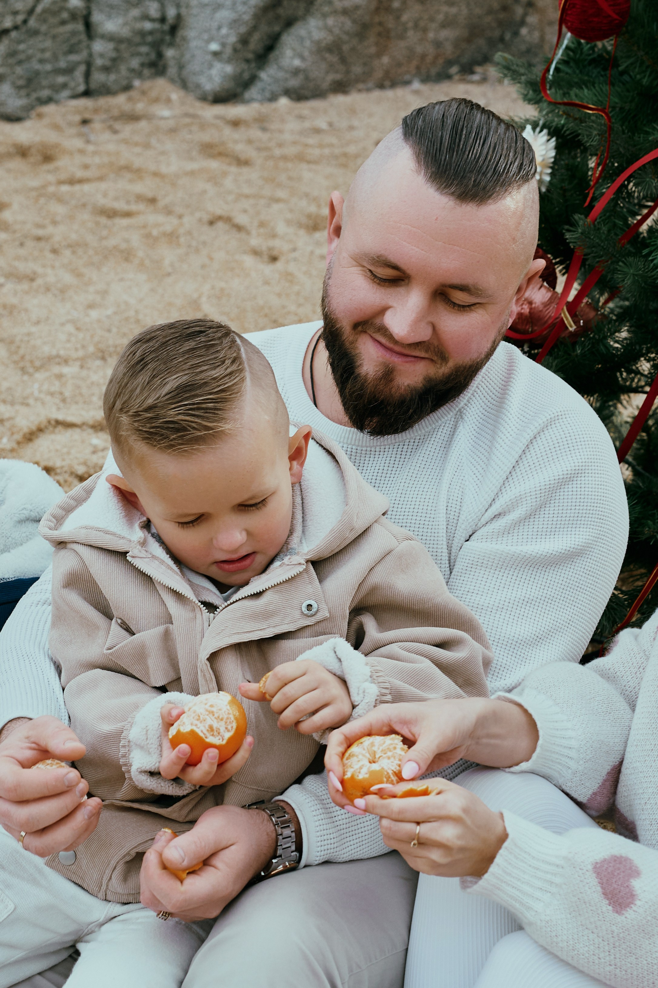 Рождество на пляже. Большая семья. Фотограф в Барселоне Жанна Захарченко