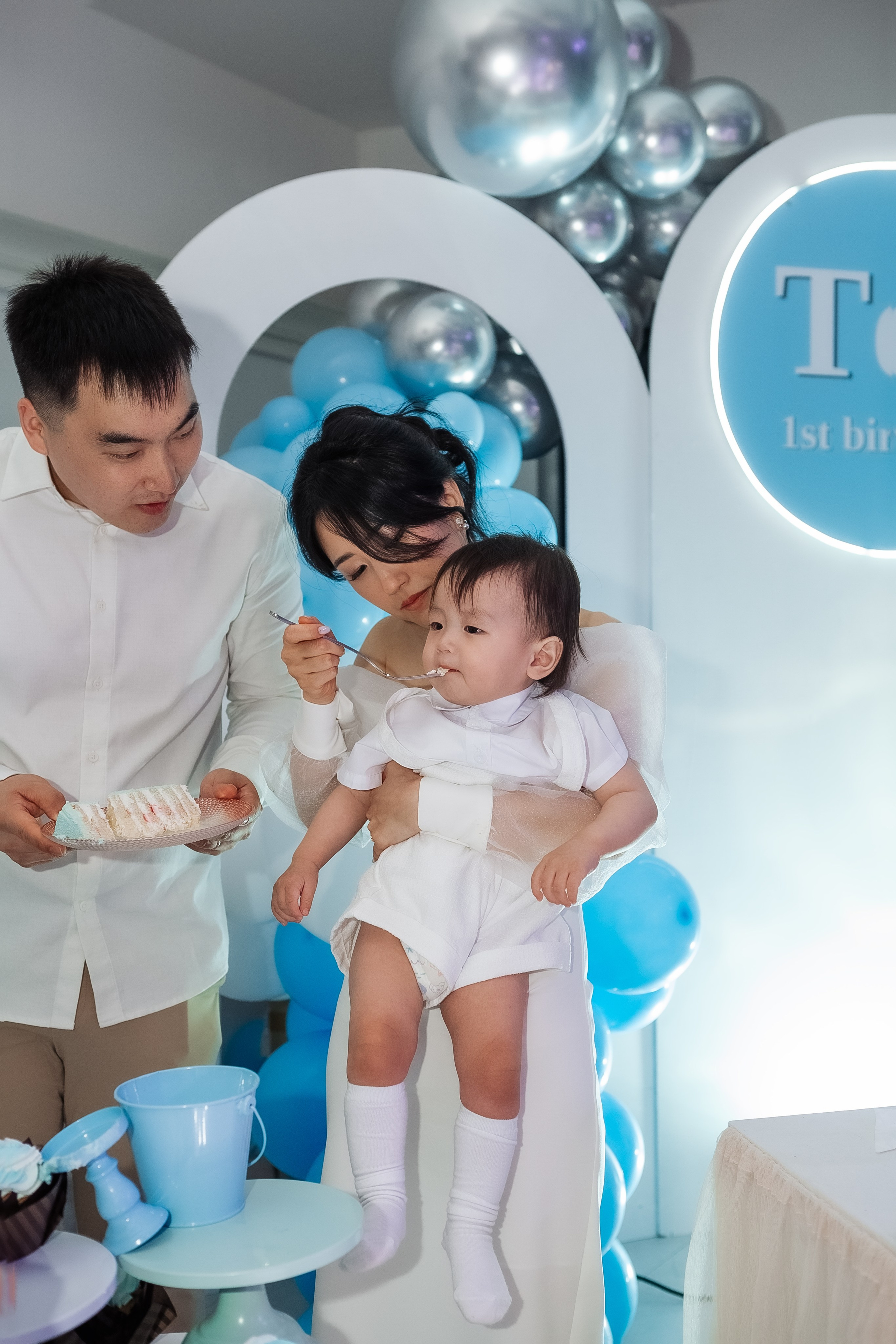 Тео дома и в ресторане. Фотограф беременности, ньюборн и годовасиков в Корее Жанна Хан