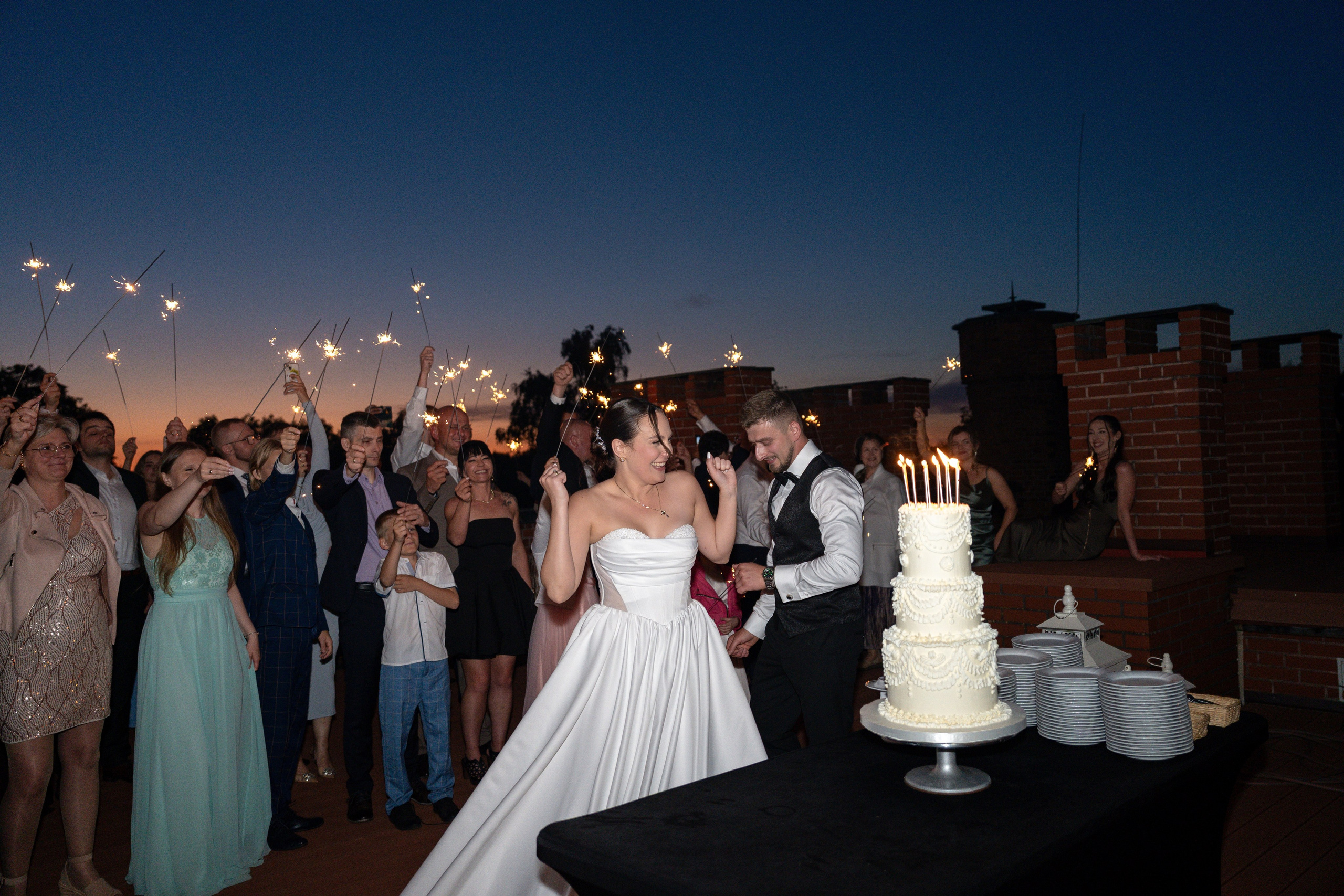 E&N: Zamek w Rzucewie. SL Wedding Photo — Editorial, Elegant & Timeless Wedding Photography in Poland and Across Europe