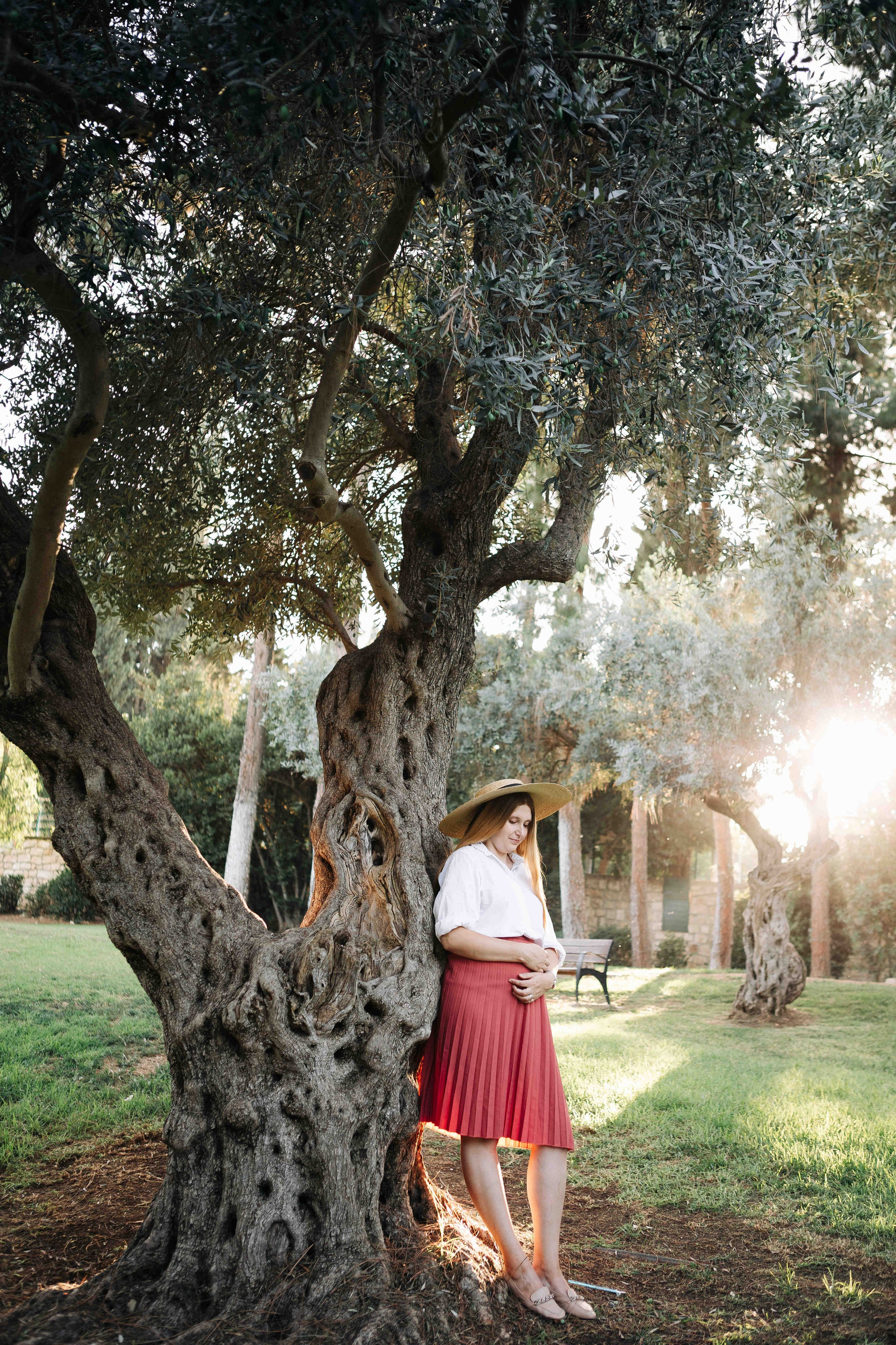COZY PHOTO SESSION WITH A SWING. Https://shi-photo.com/