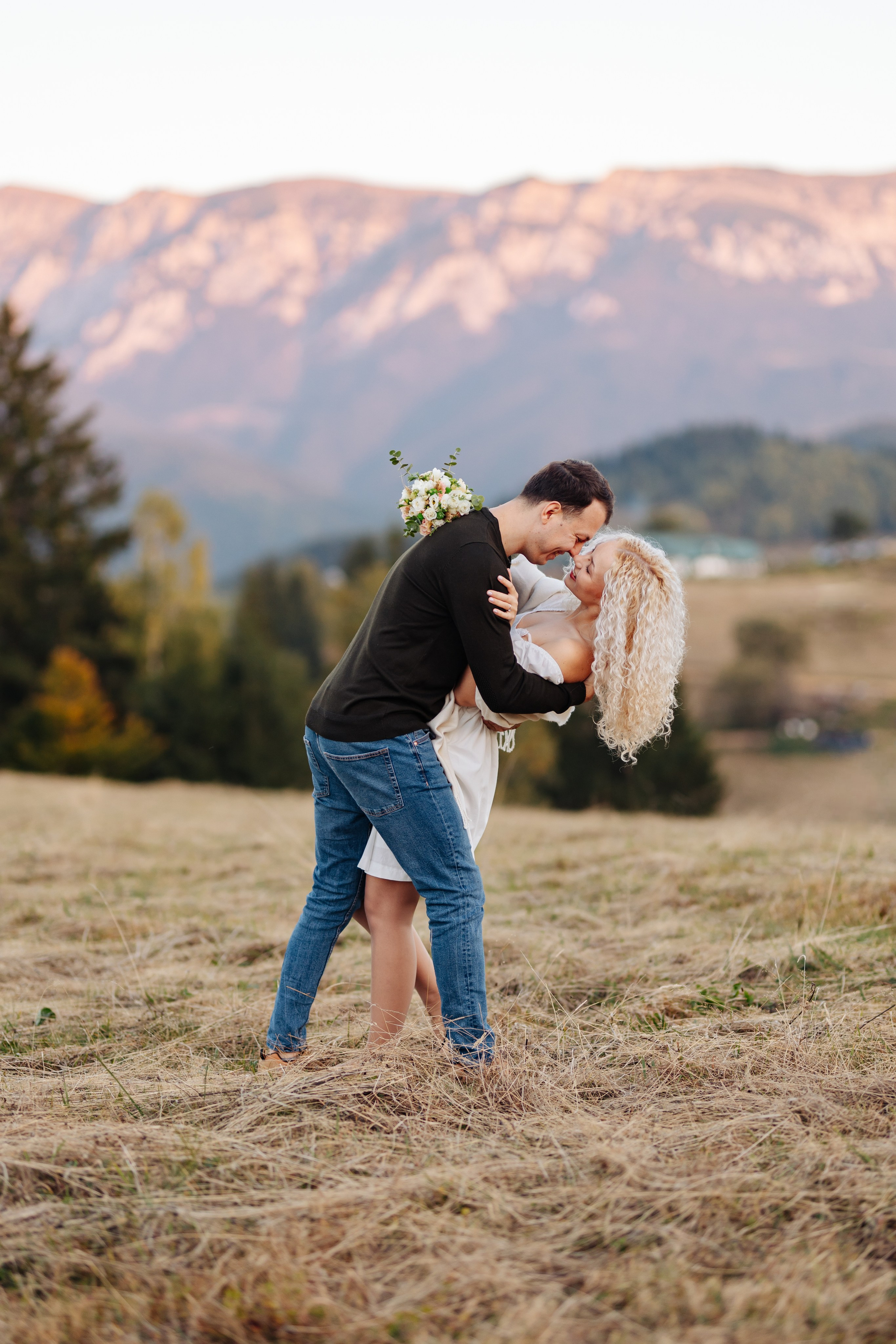 Sara și Sebastian. Cristina Andronache fotograf Brașov fotograf de familie fotograf de nunta Brașov