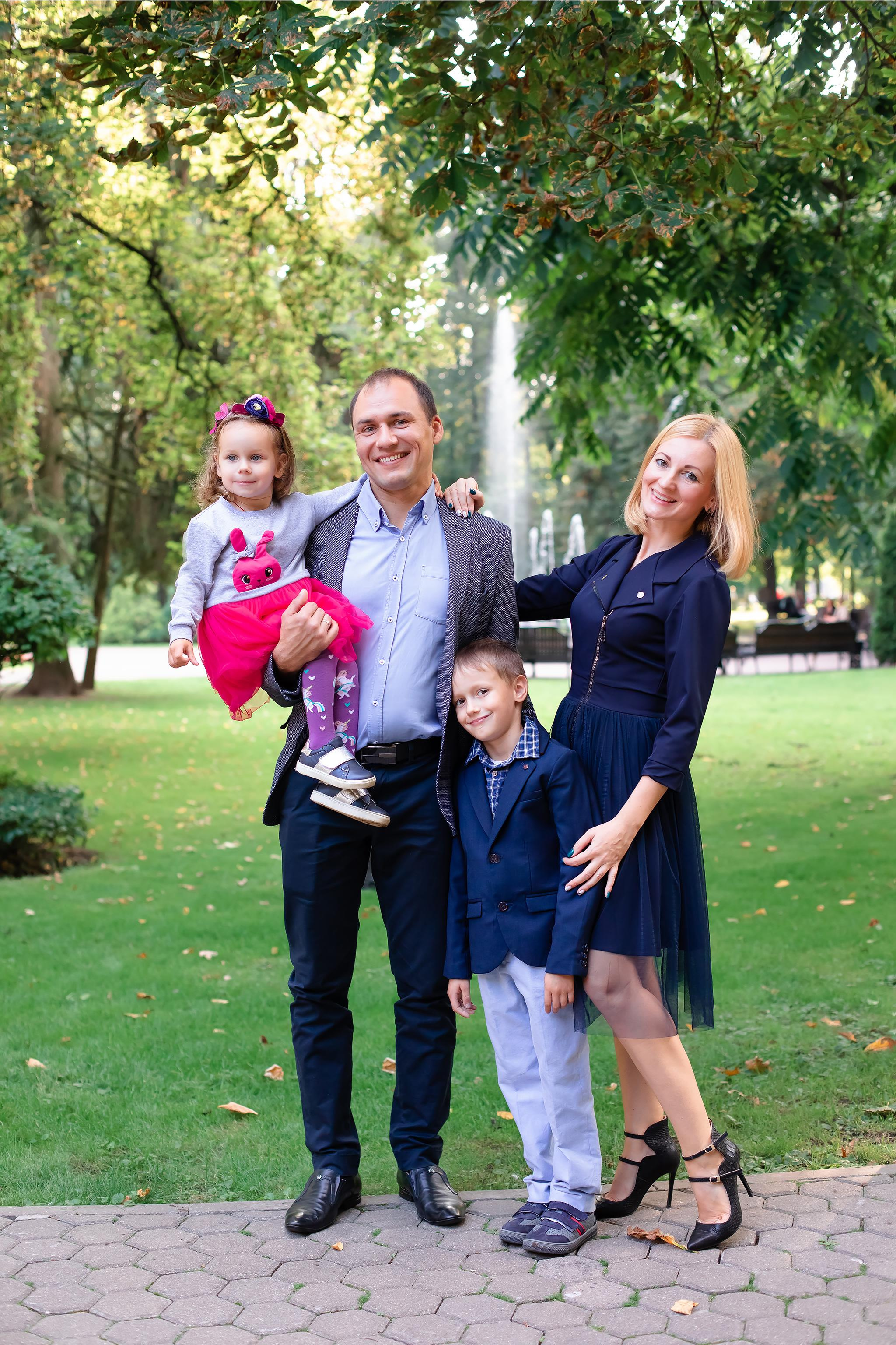 Family photo shoots in Israel. Family photographer in Haifa