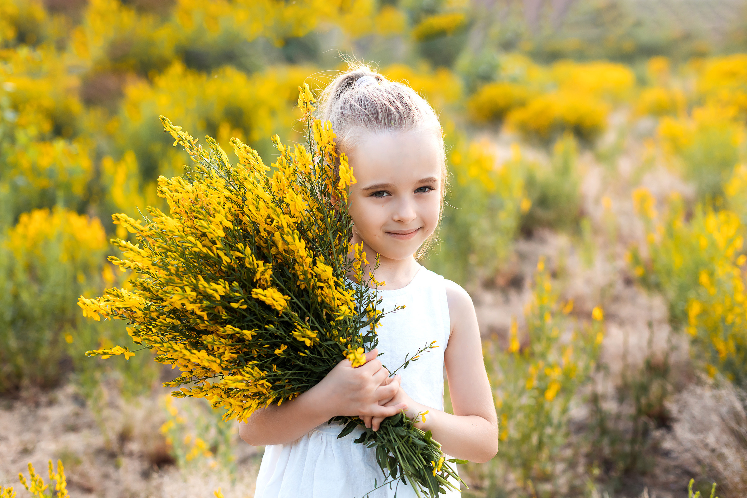 Children's photo shoots in Israel. Children's photographer in Haifa