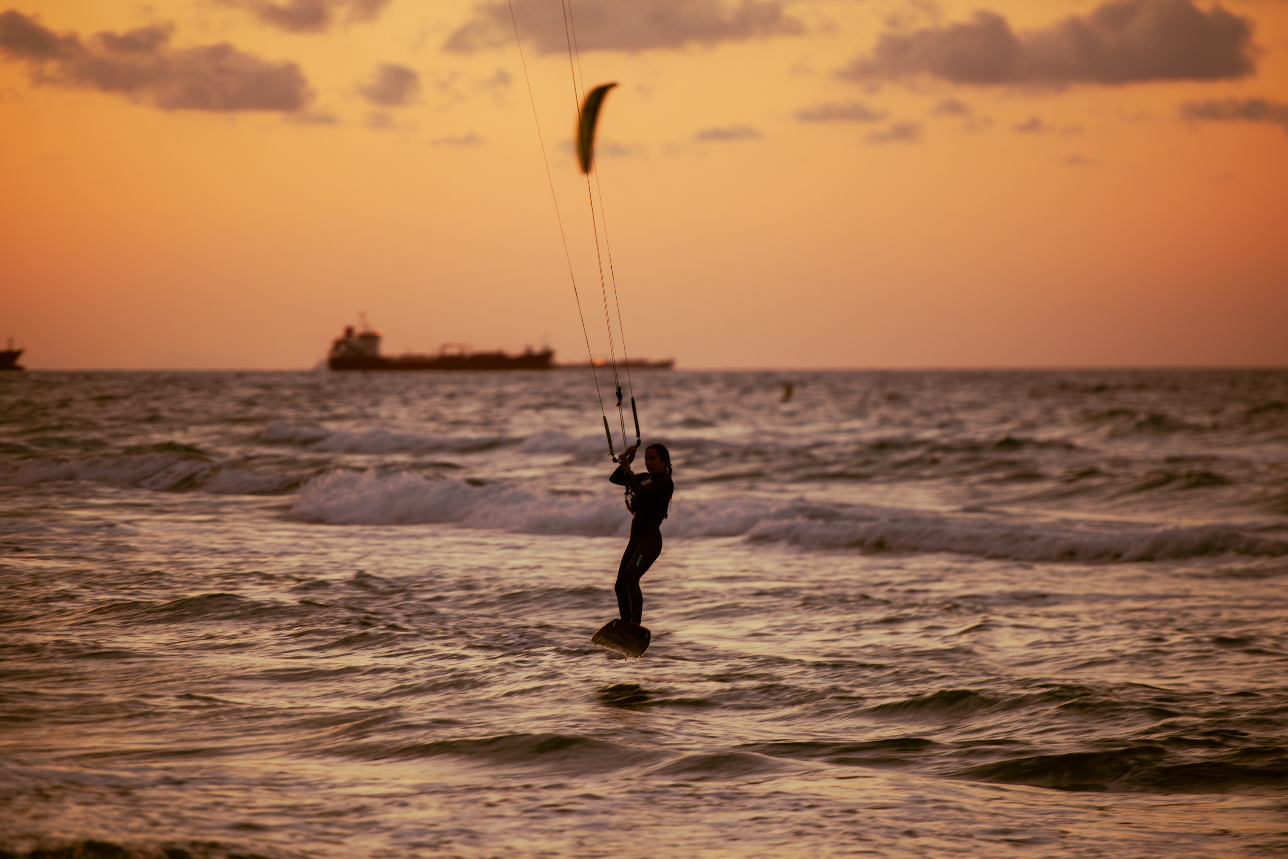 Kilyos — Wind, Sand & Firelight. JourneyUP Visuals