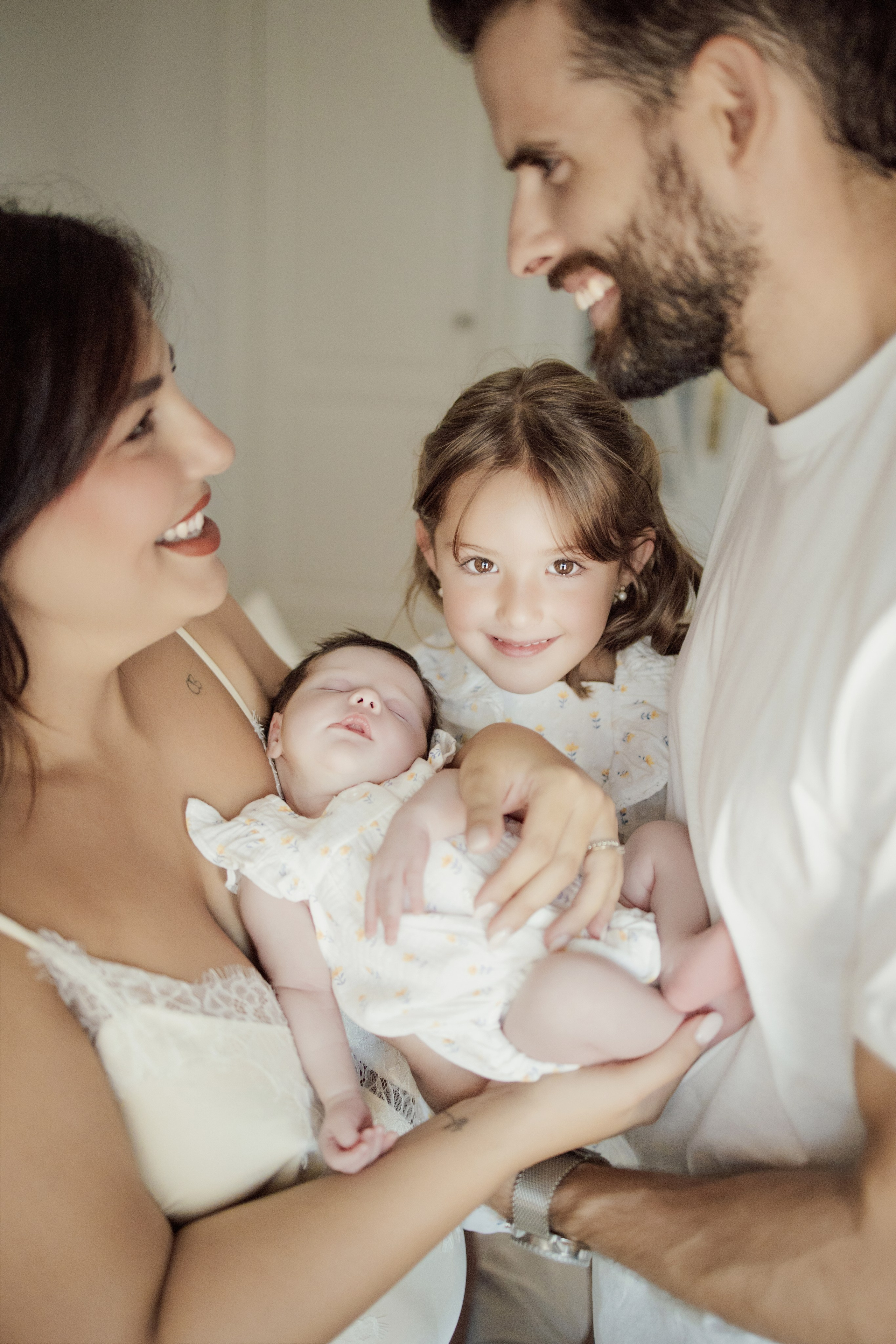 Maira, por fin en casa. Sonialibelulafotografia