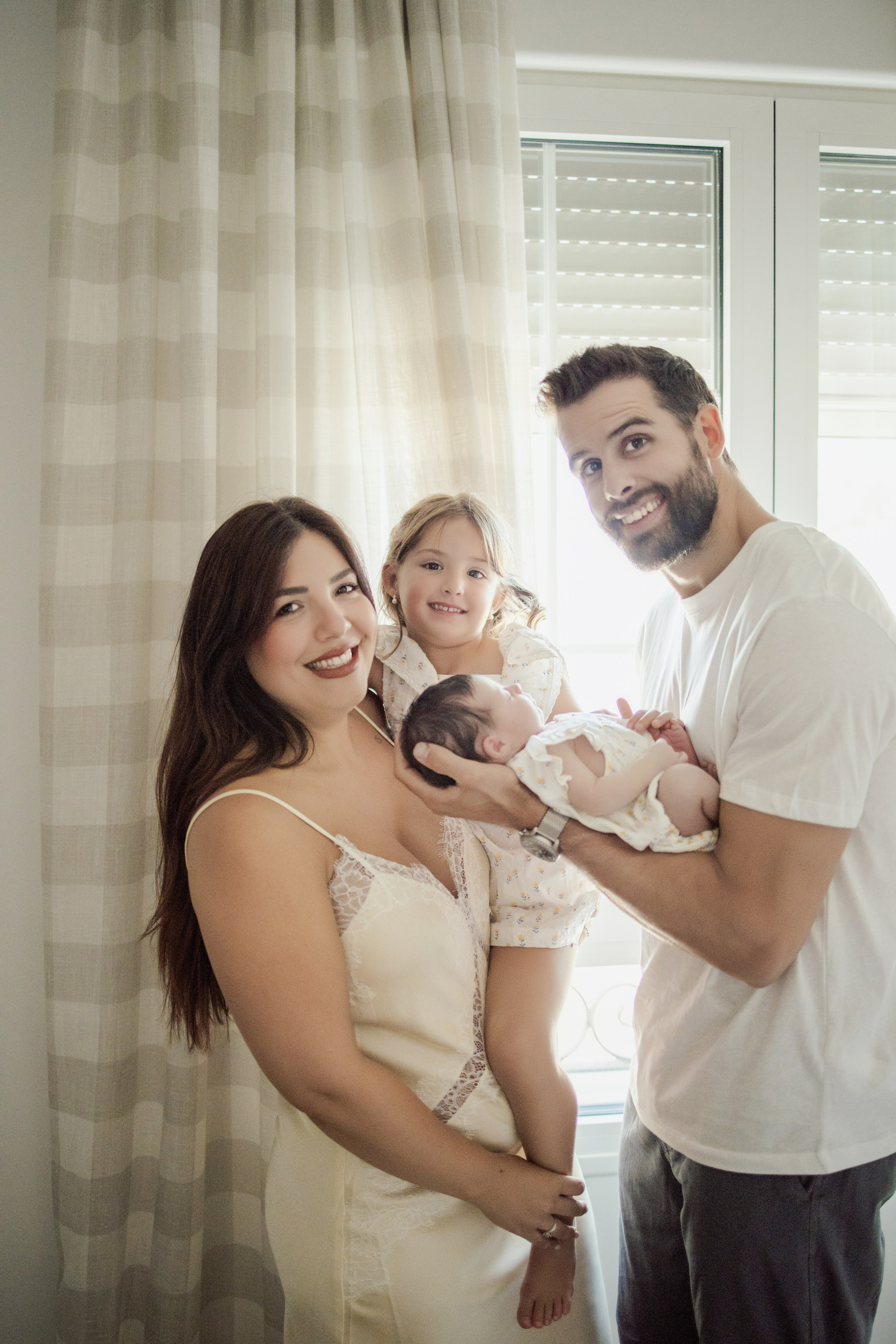 Maira, por fin en casa. Sonialibelulafotografia