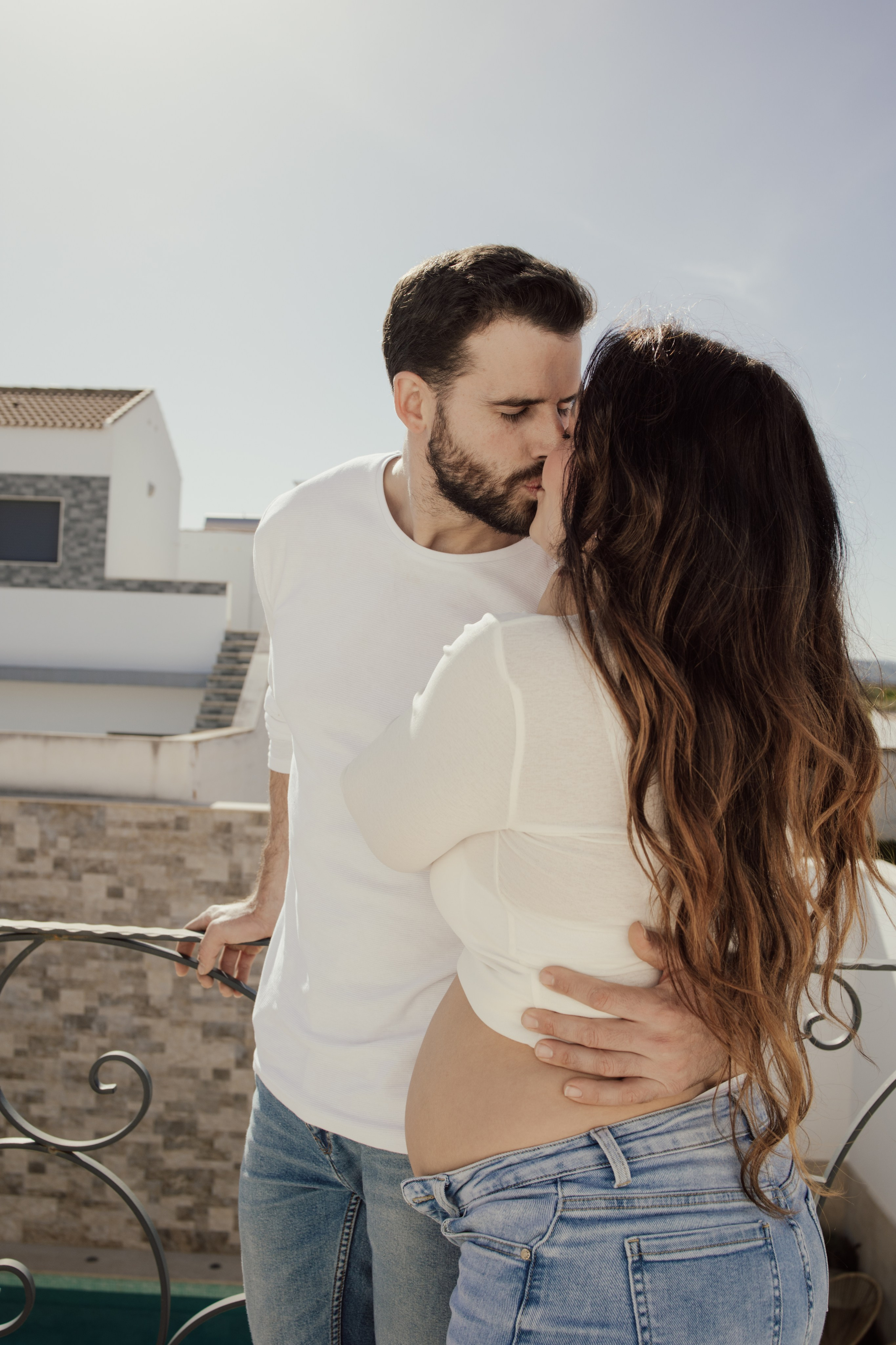 Una casa llena de amor, y otro poquito más en camino. Sonialibelulafotografia