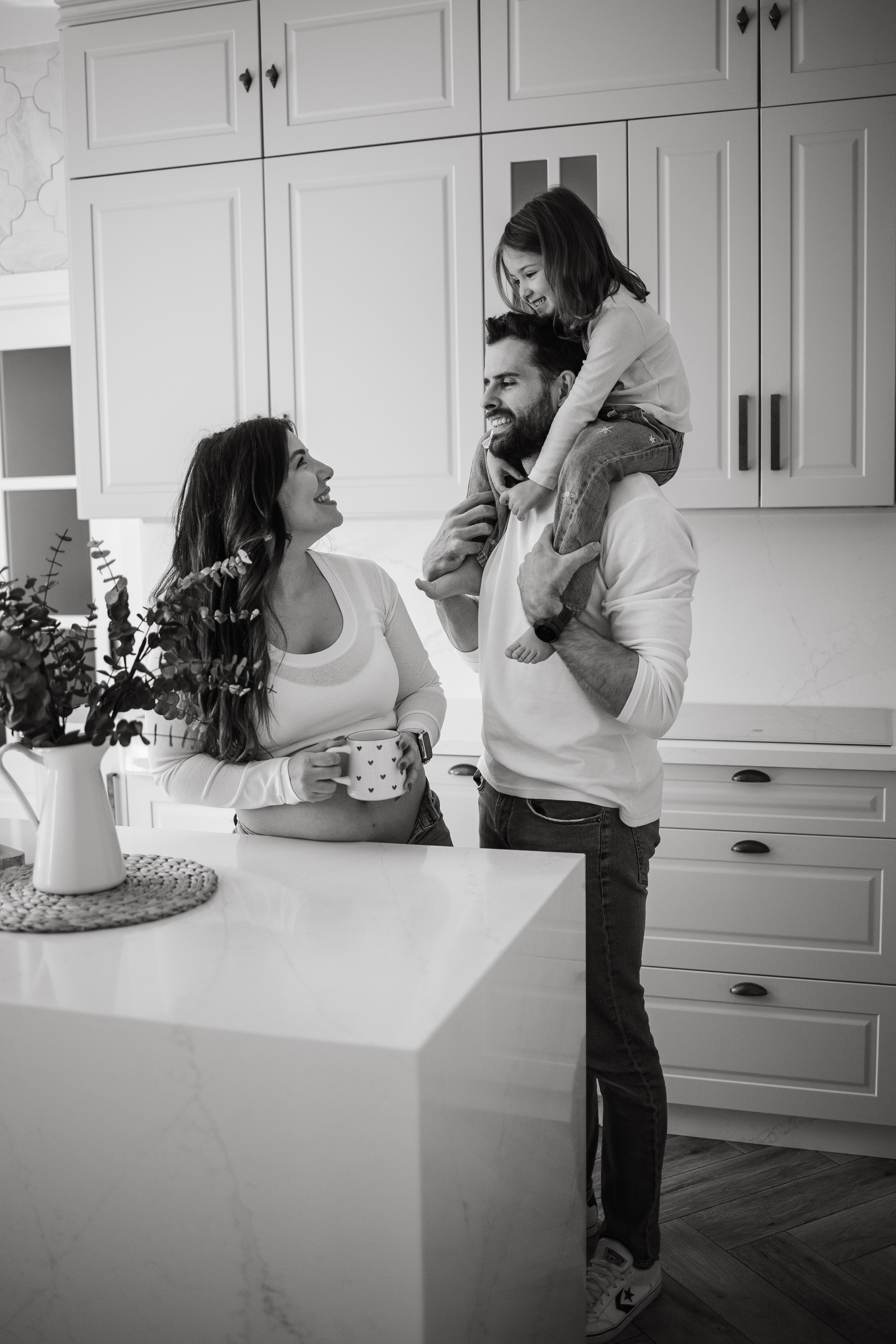 Una casa llena de amor, y otro poquito más en camino. Sonialibelulafotografia