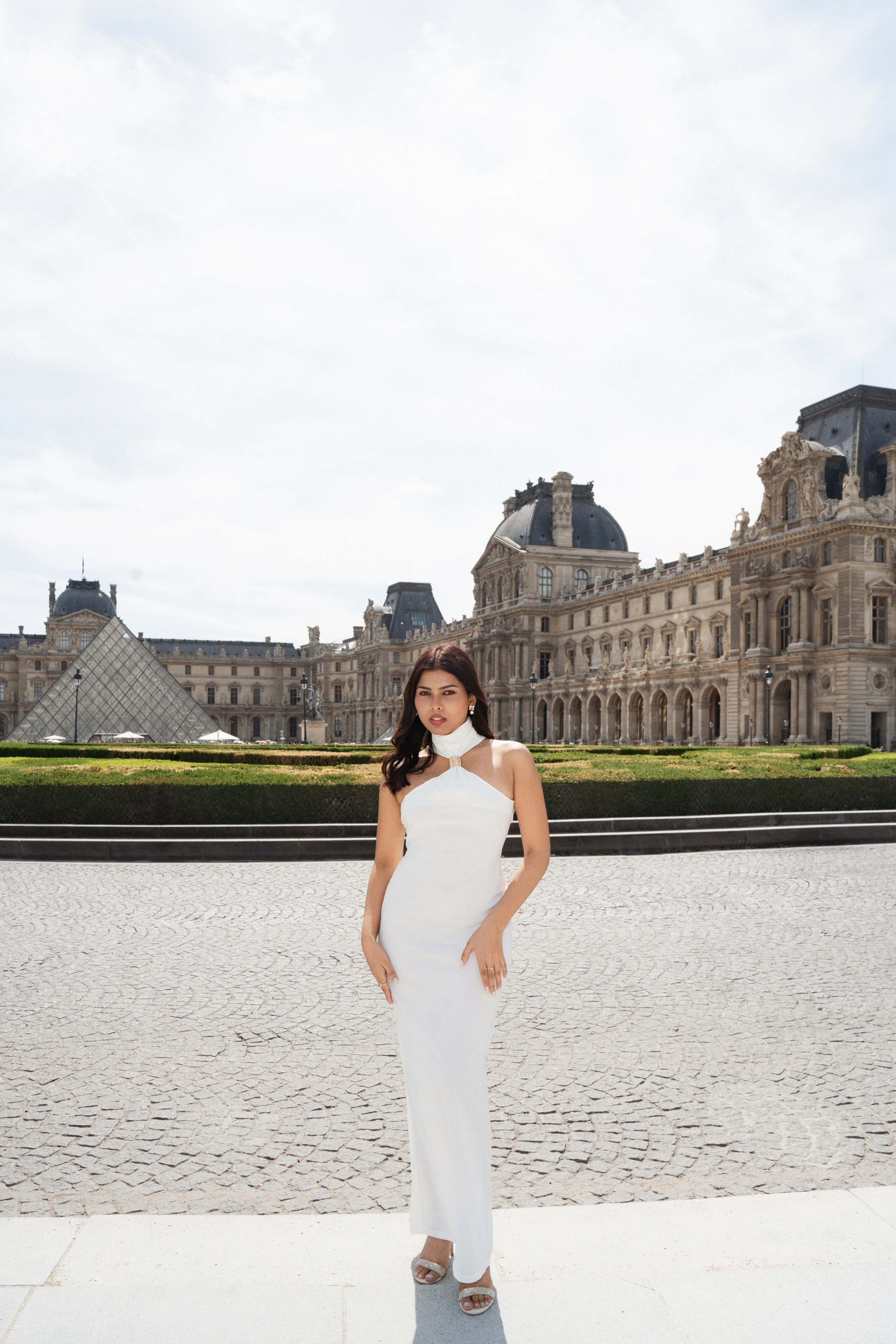 Satty (2,5 hours). Photographer in Paris|Solo and groups, portraits & content, couples photo-shoot in Paris at the best locations