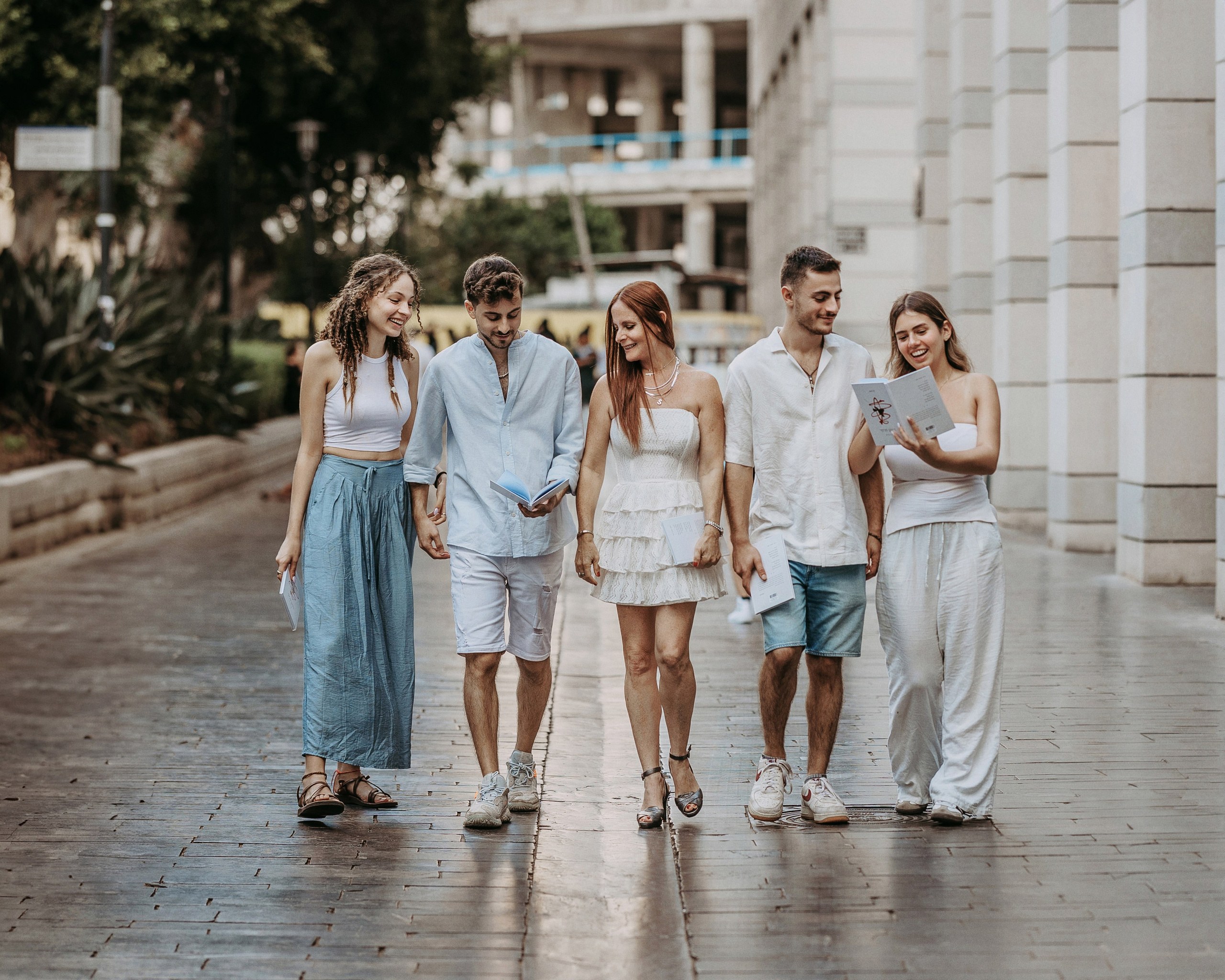 Family Shooting for Dr Sari Fishman. George TLV — Professional photographer and retoucher in Israel