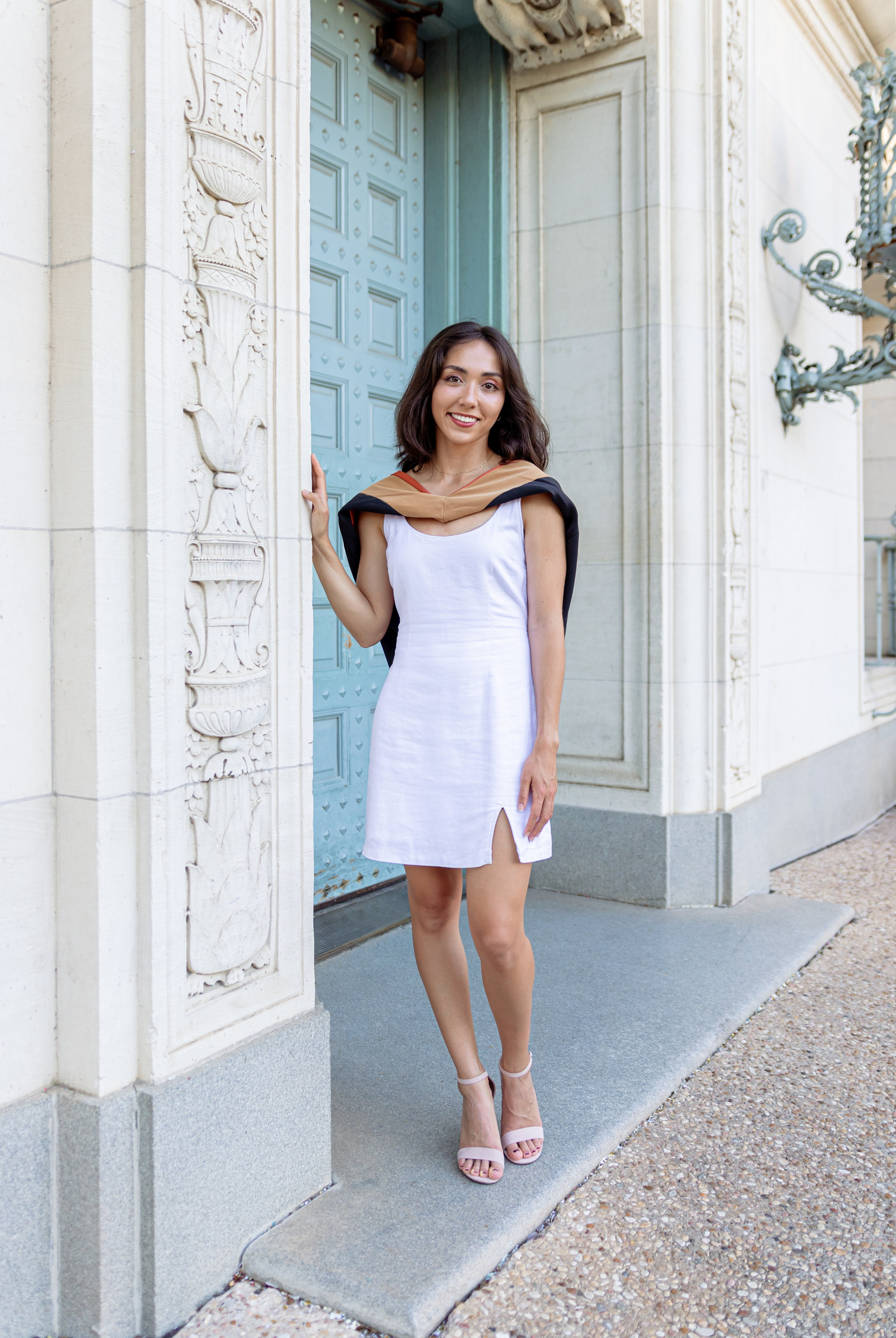 Saskia’s senior photoshoot at the University of Texas Austin
