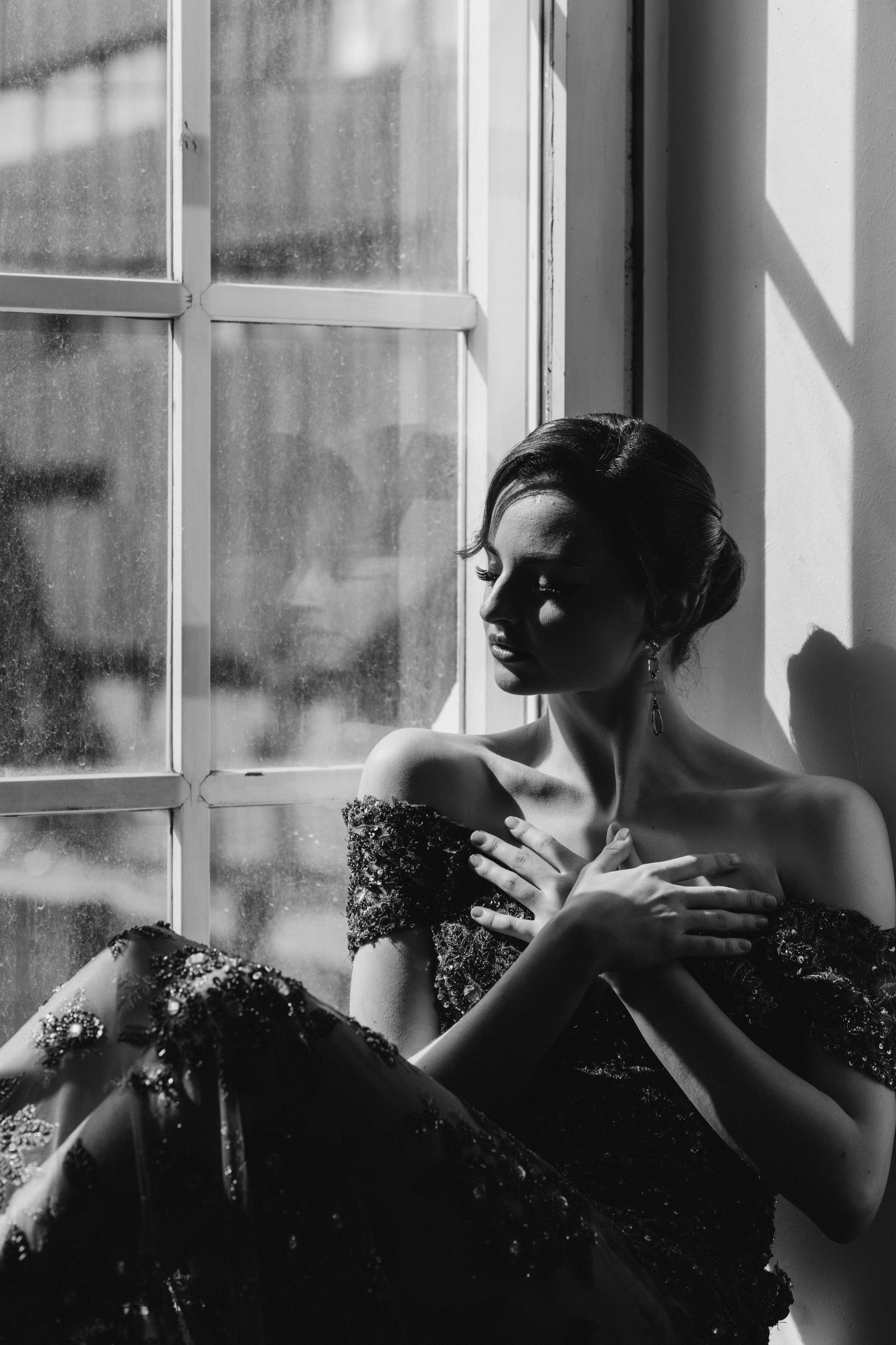 Riikka Couture, Riikka Ikäheimo, Violetta Keller, Portrait, Dancer. Wedding and potrait photographer in Helsinki Vickan O