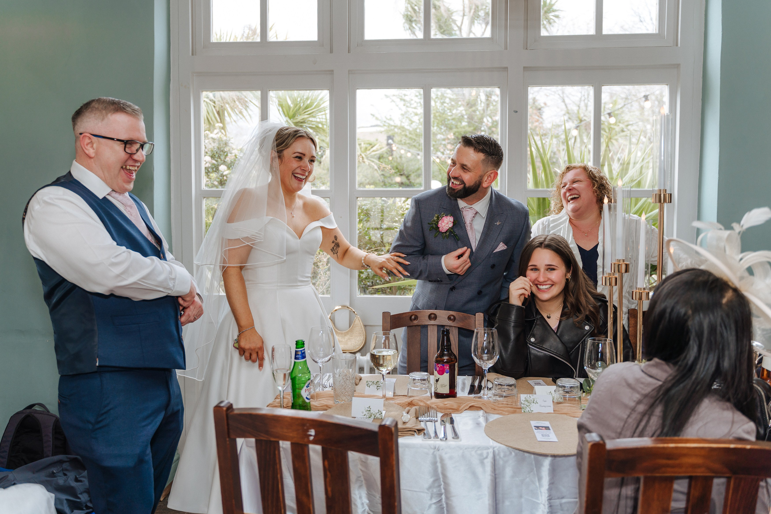 Luke and Nicola’s wedding at Danson House. Photographer in England Ekaterina Romanova