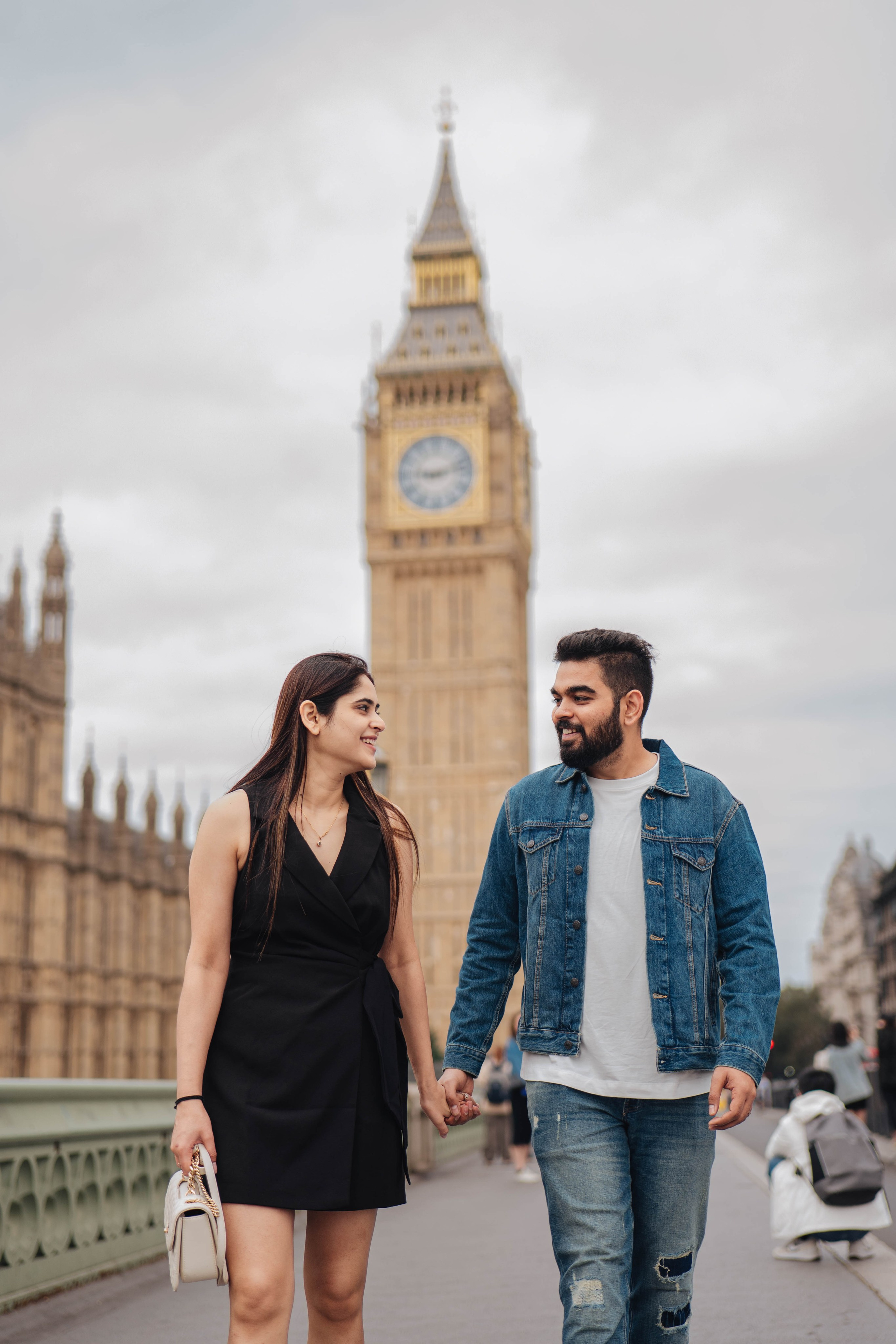 October in London. Wedding and family photographer in London