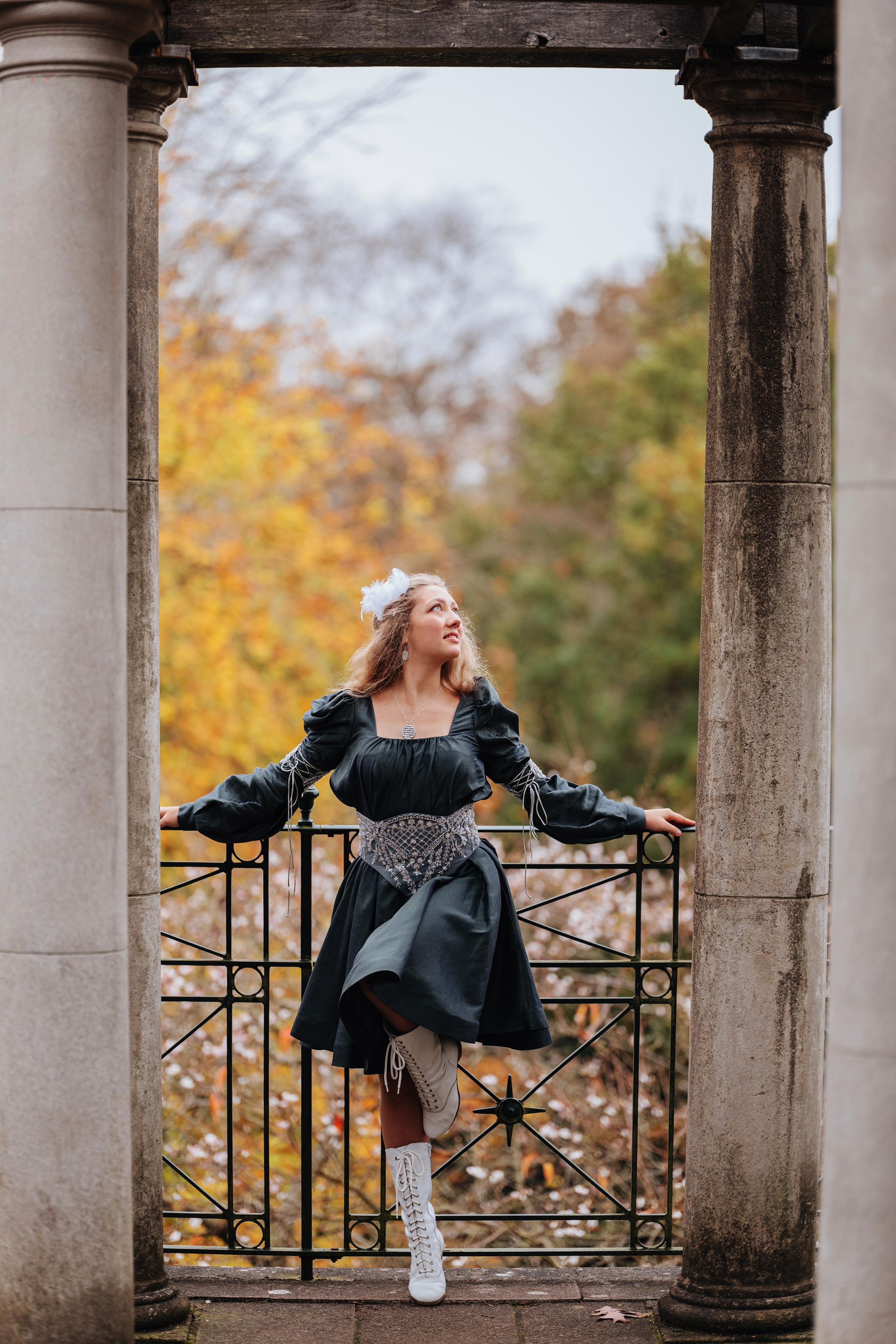 Pergola. Wedding and family photographer in London